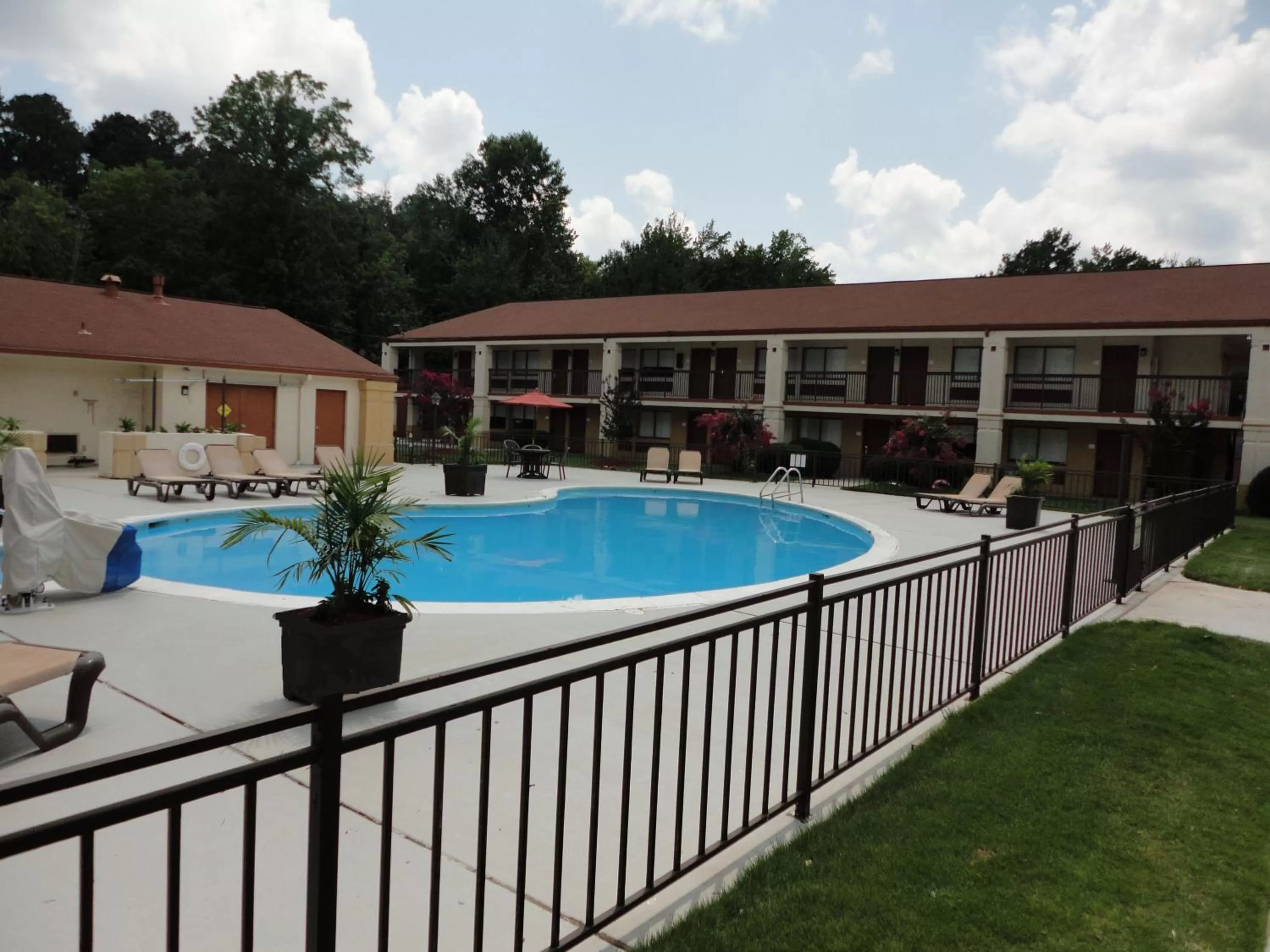 Balcony/Terrace in Ramada by Wyndham Tuscaloosa