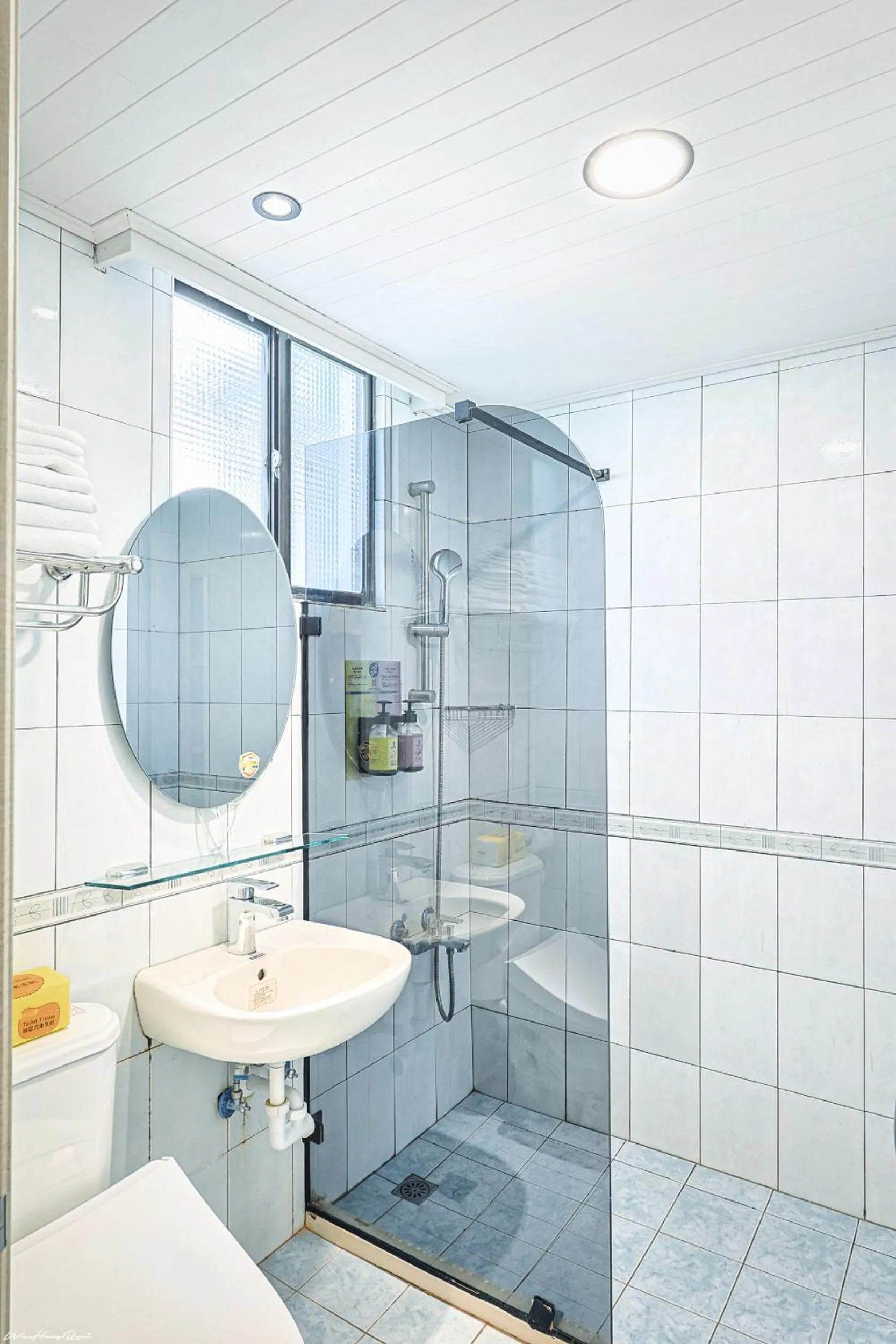 Bathroom in 亞馨文旅 近東大門夜市 有免費停車場 可自助入住