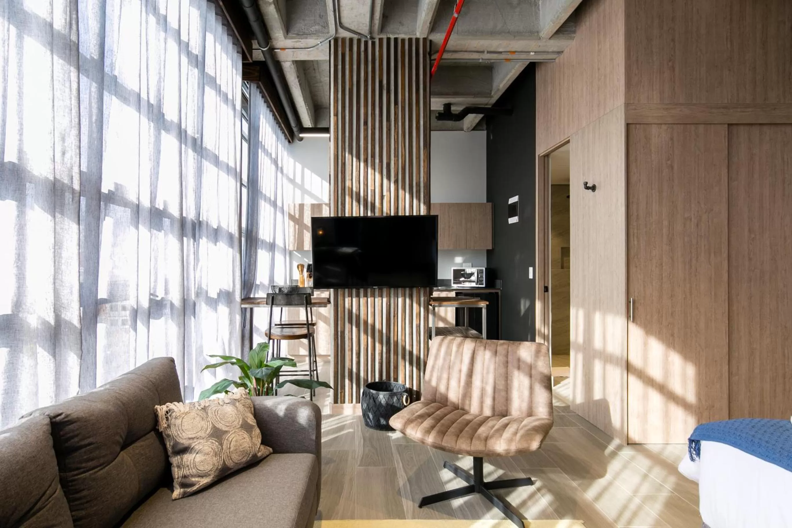 TV and multimedia in Factory Lofts Hotel