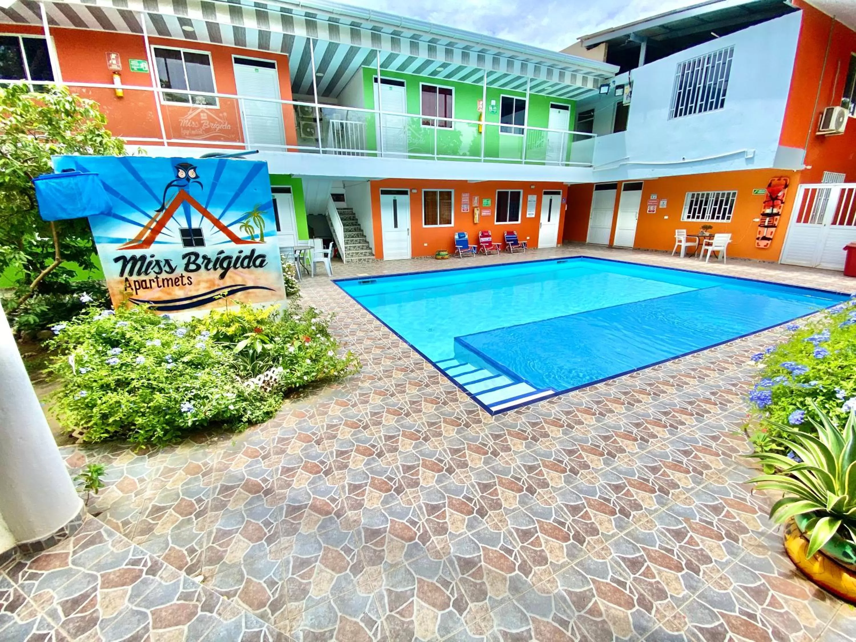 Pool view in Apartamento Miss Brigida