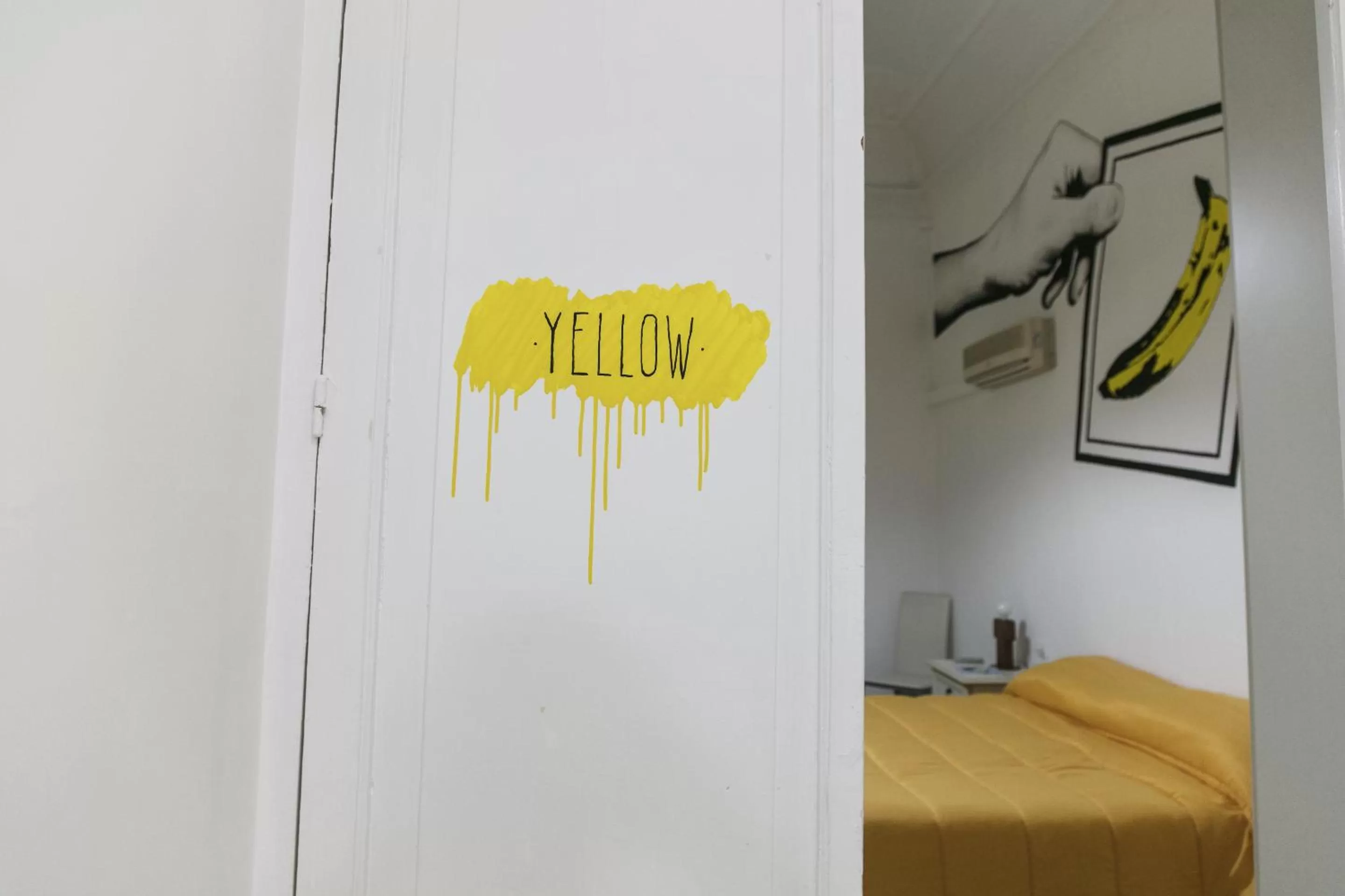 Decorative detail, Bed in Afea Art & Rooms