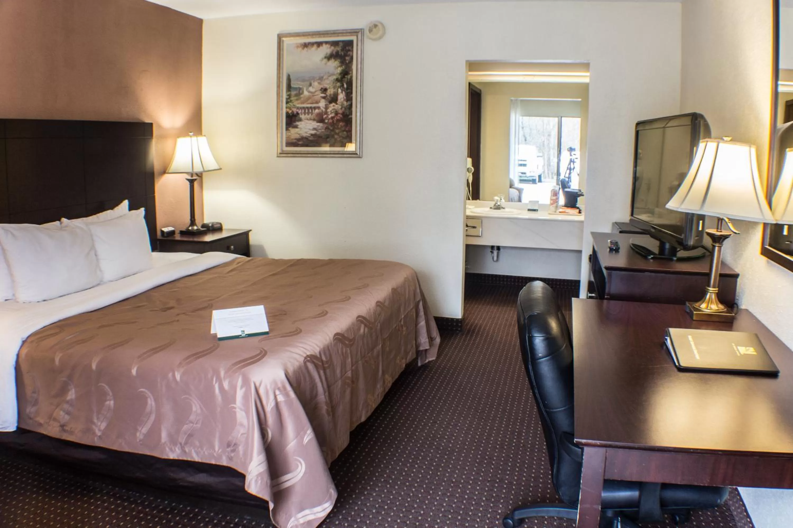 King Room - Smoking- Not Pet Friendly in Quality Inn & Suites Erie near Casino