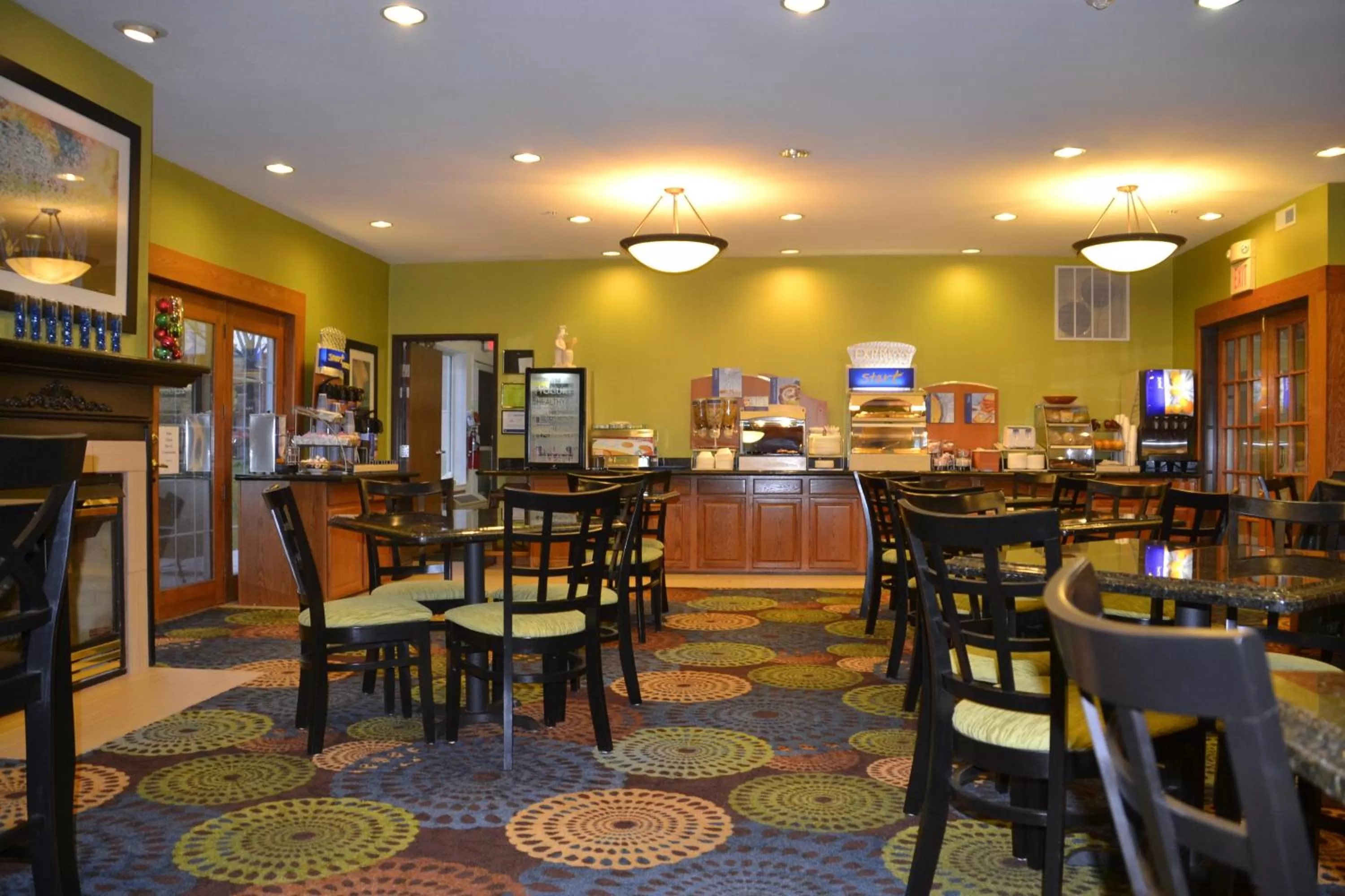 Breakfast in Holiday Inn Express Hotel & Suites Bloomington-Normal University Area by IHG
