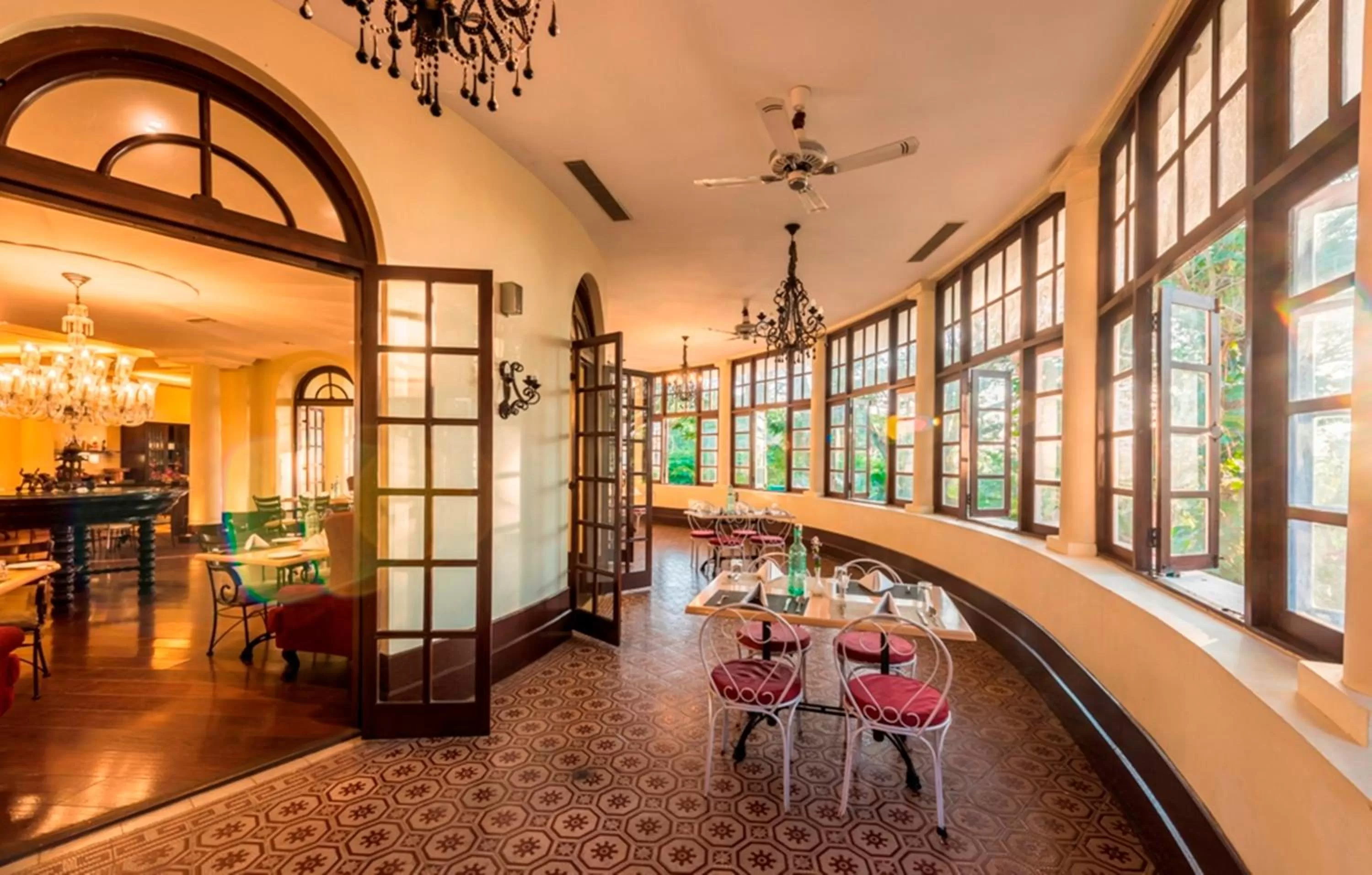 Restaurant/places to eat in Royal Orchid Brindavan Garden Mysore