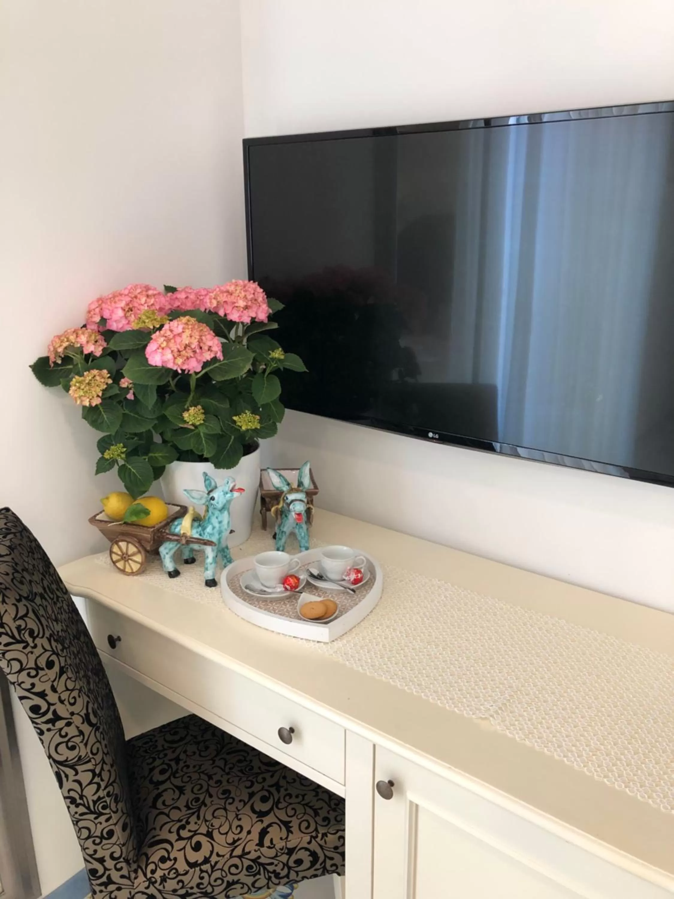 Decorative detail in Nonno Francesco B&B