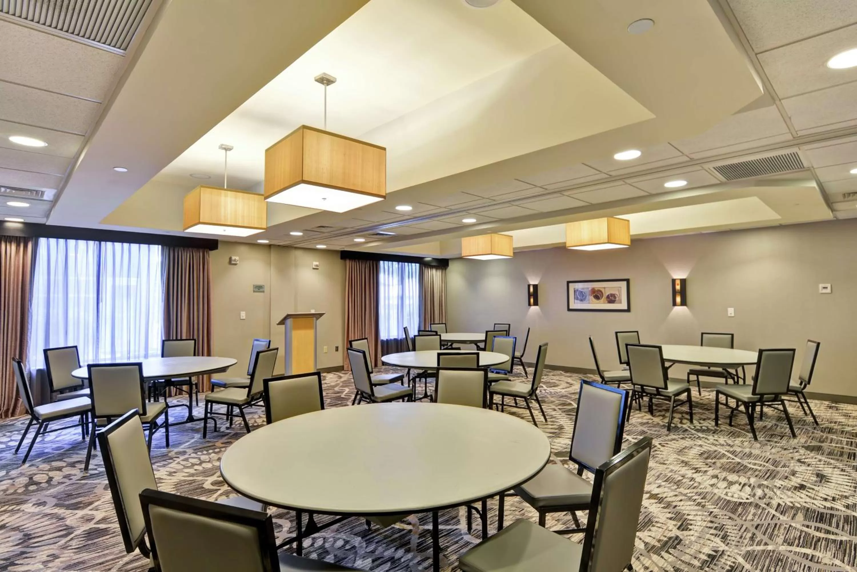 Meeting/conference room in DoubleTree by Hilton Hotel Baton Rouge