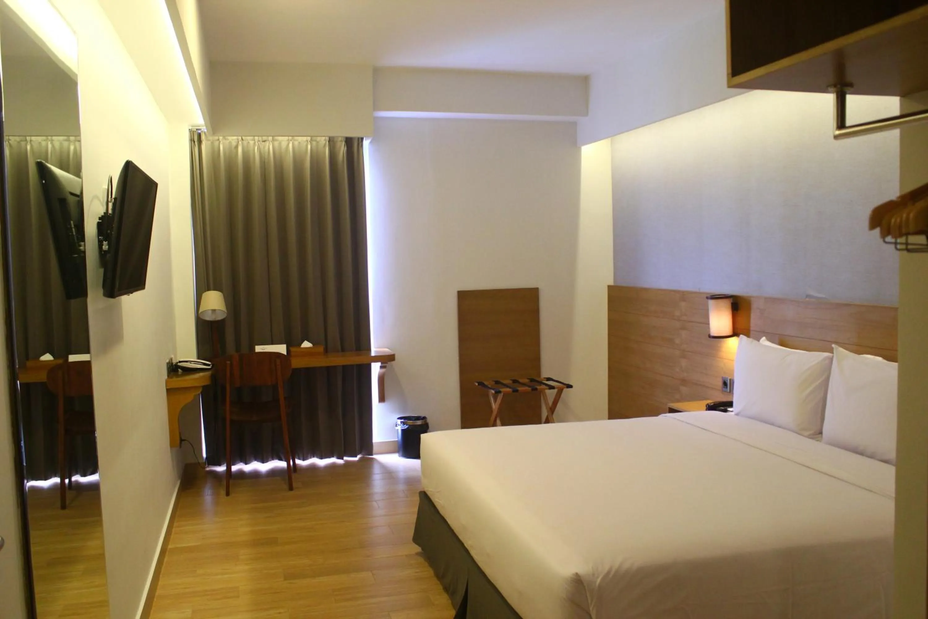 Property building, Bed in Golden Tulip Essential Denpasar Hotel