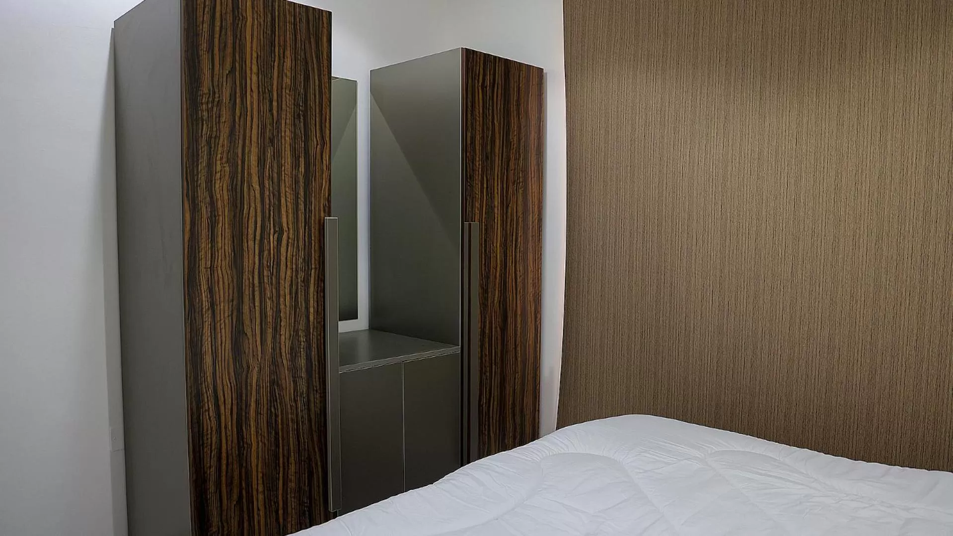 Bedroom, Bed in BHomed Salmiya