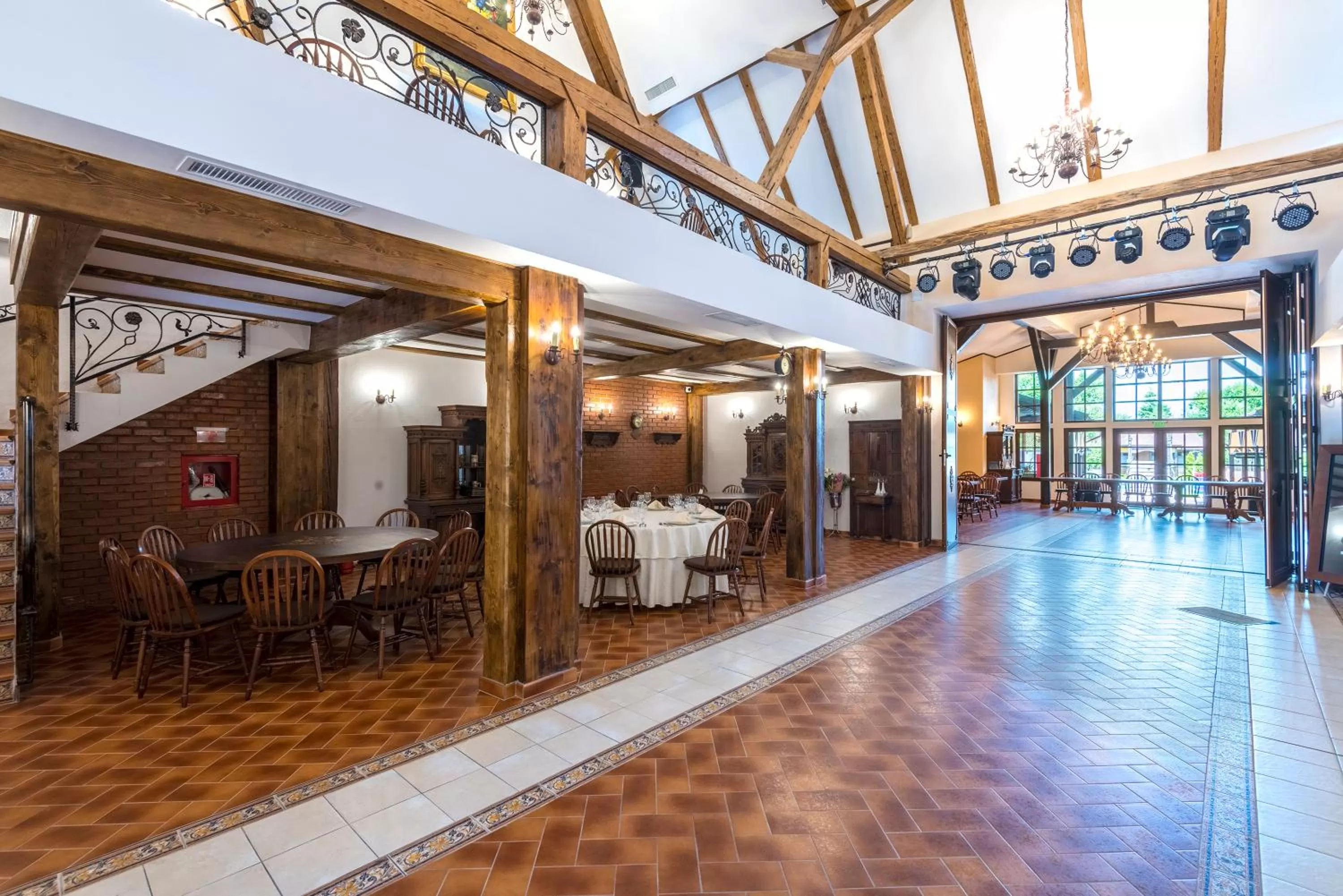 Restaurant/places to eat in Resort Ambient