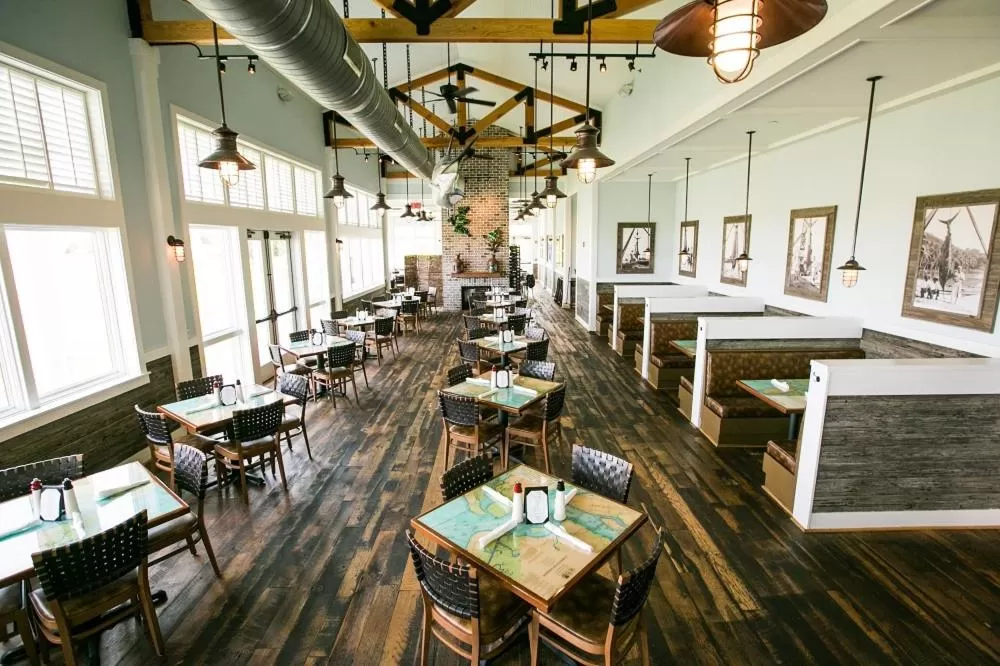 Restaurant/places to eat in The Beach Club at Charleston Harbor Resort and Marina