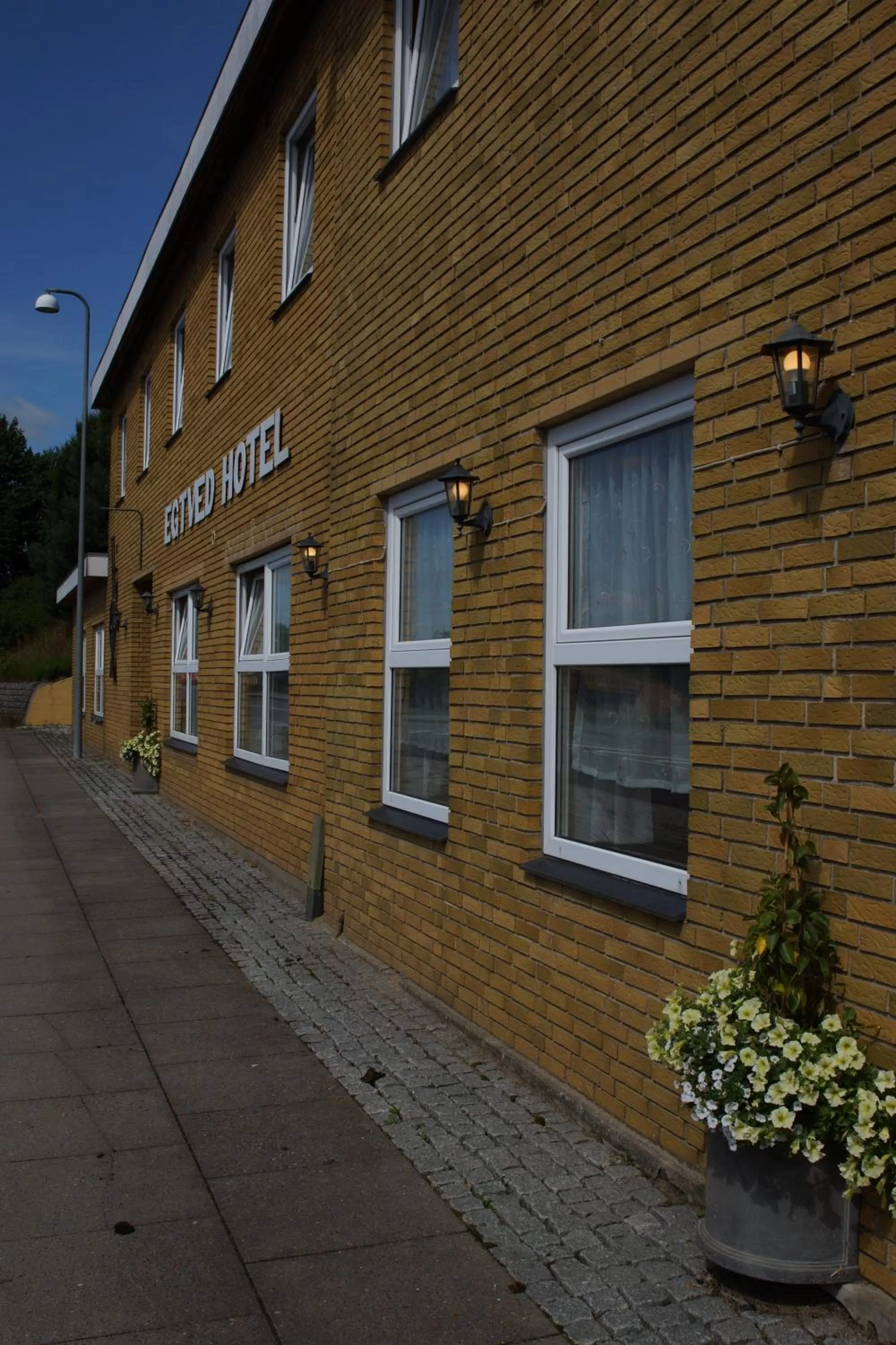 Property Building in Egtved Hotel