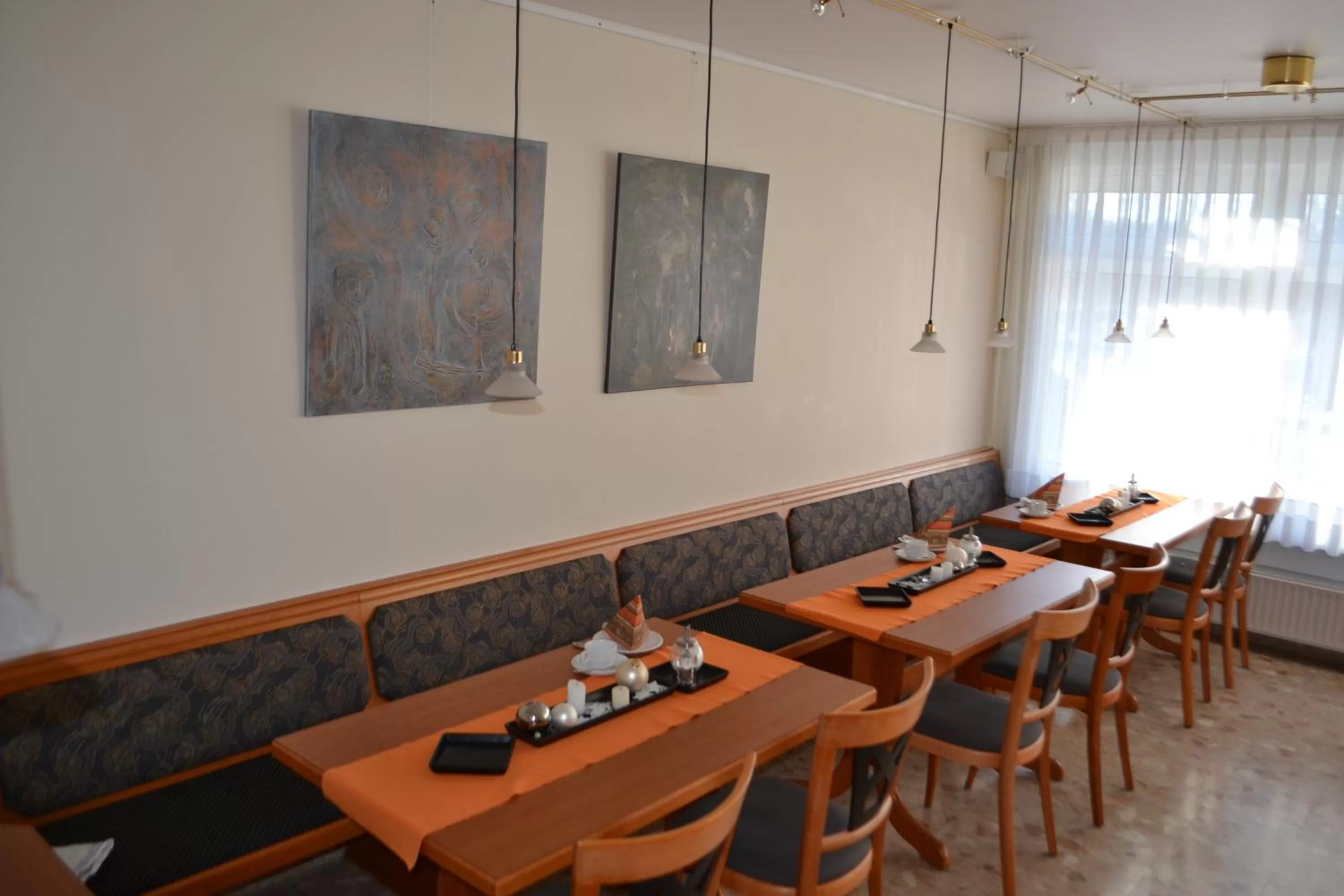 Restaurant/places to eat in Aparthotel Sprendlingen