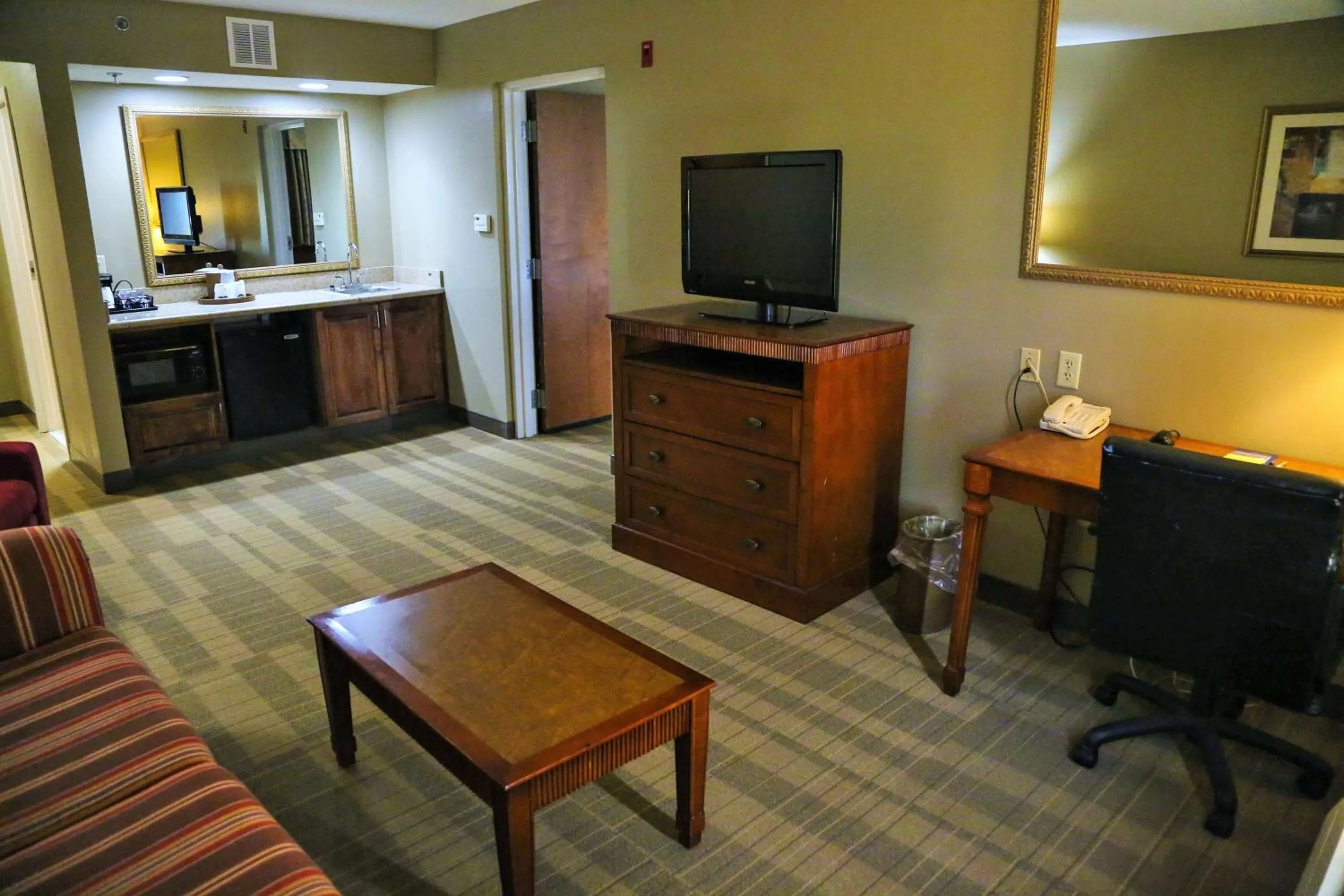 Bedroom in Hampton Inn & Suites McComb