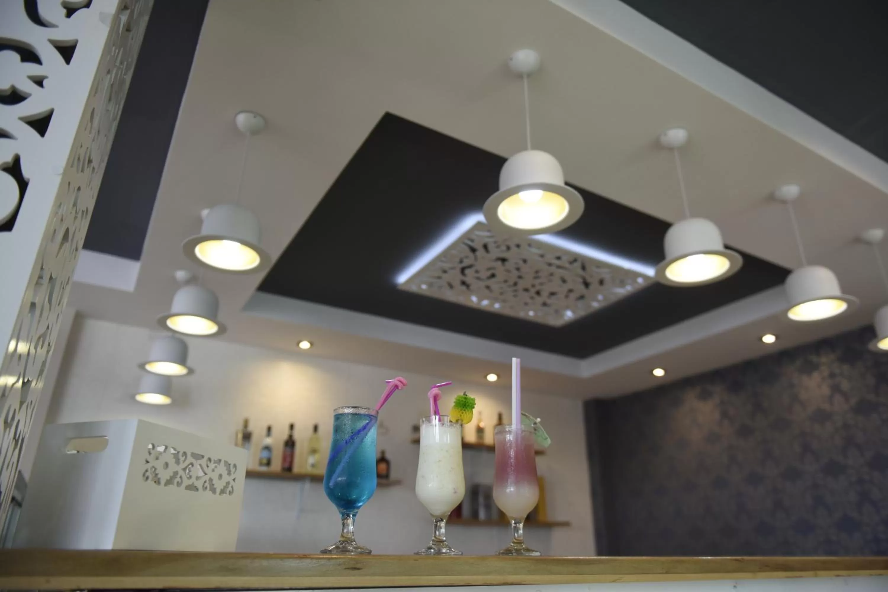 Restaurant/places to eat in National+