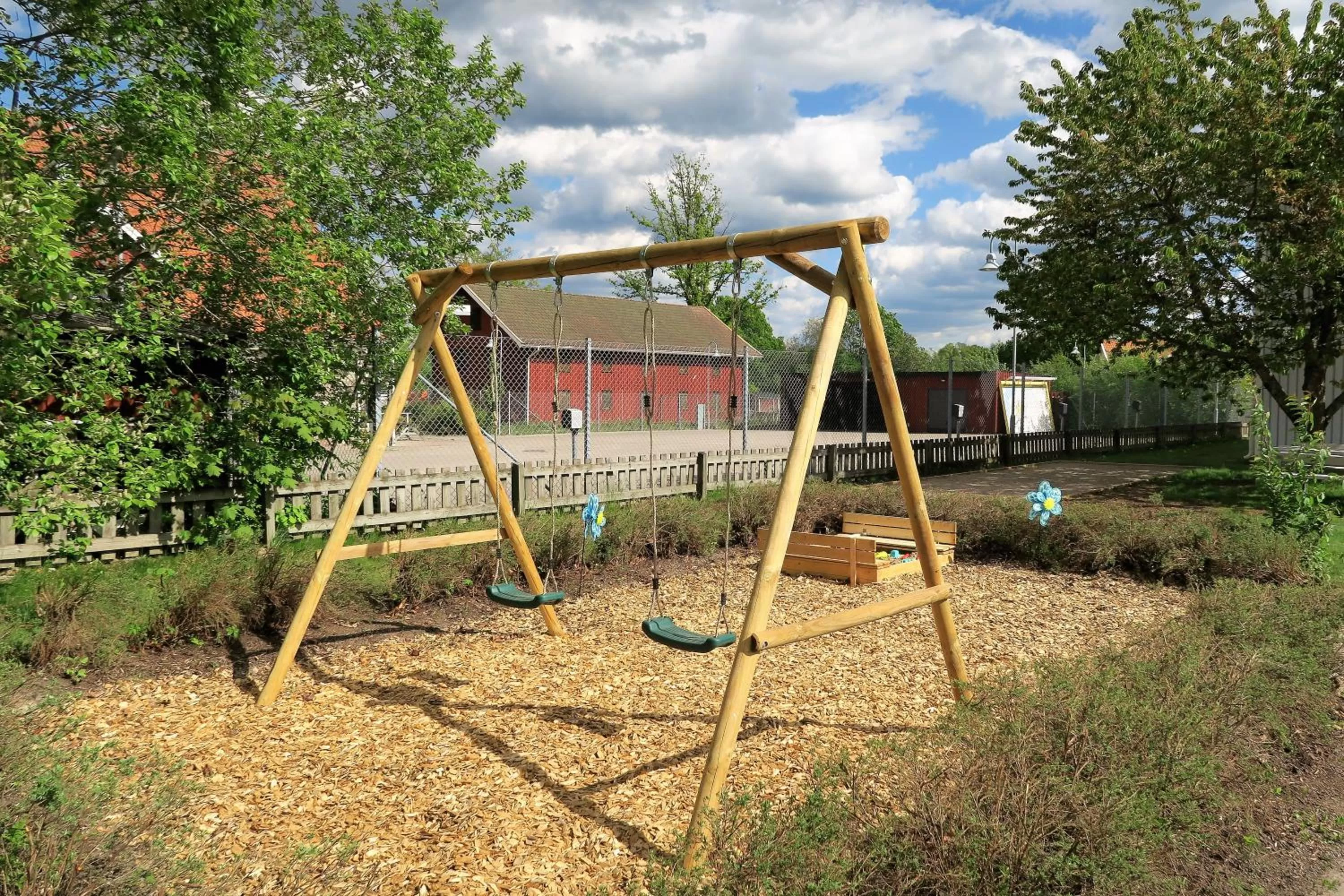 Patio in Easy Livin' Apartment Hotel