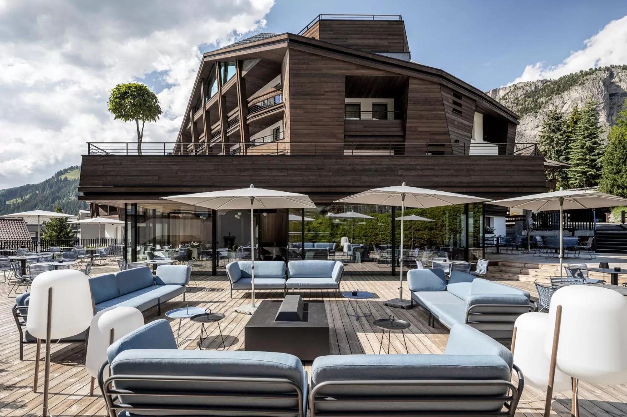 Property building in Linder Cycling Hotel