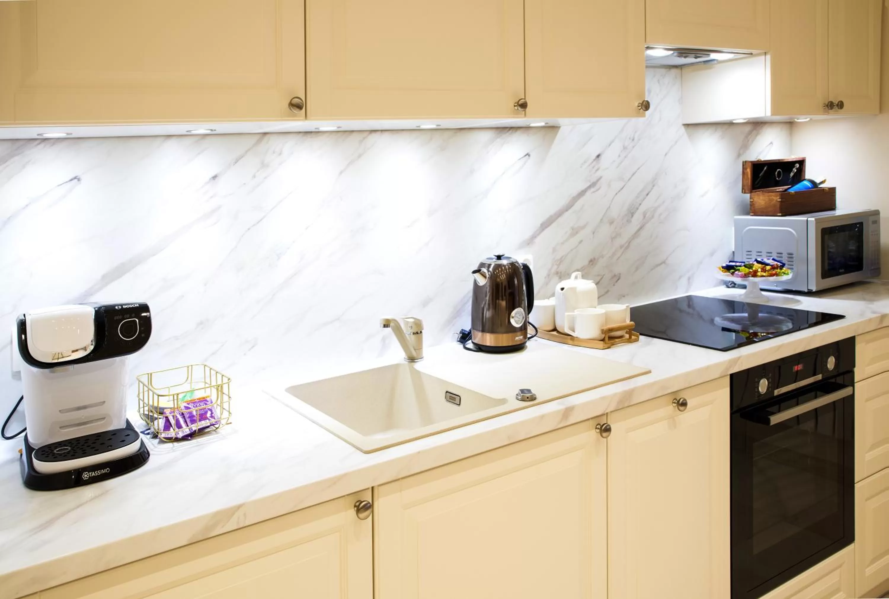 Coffee/tea facilities, Kitchen/Kitchenette in Jacuzzi SPA Prestige