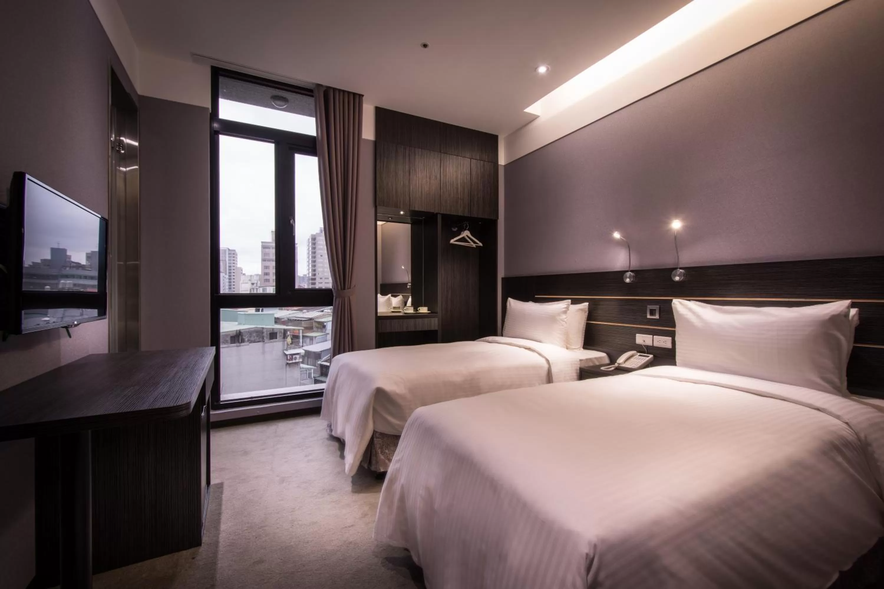 Superior Twin Room in Yi Su Hotel-Taipei Ningxia
