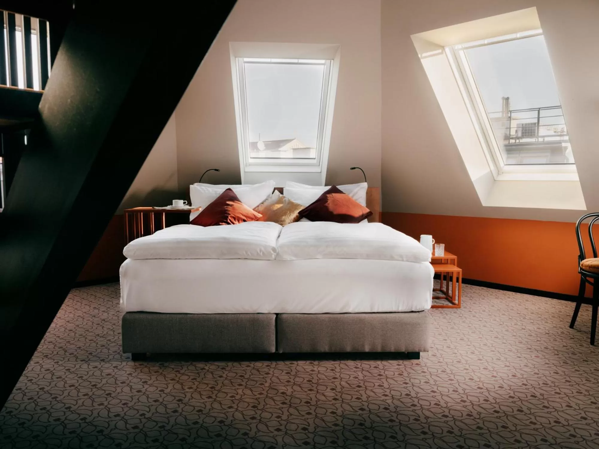 Bed in WELTWIEN Luxury Art Apartments & Free Parking