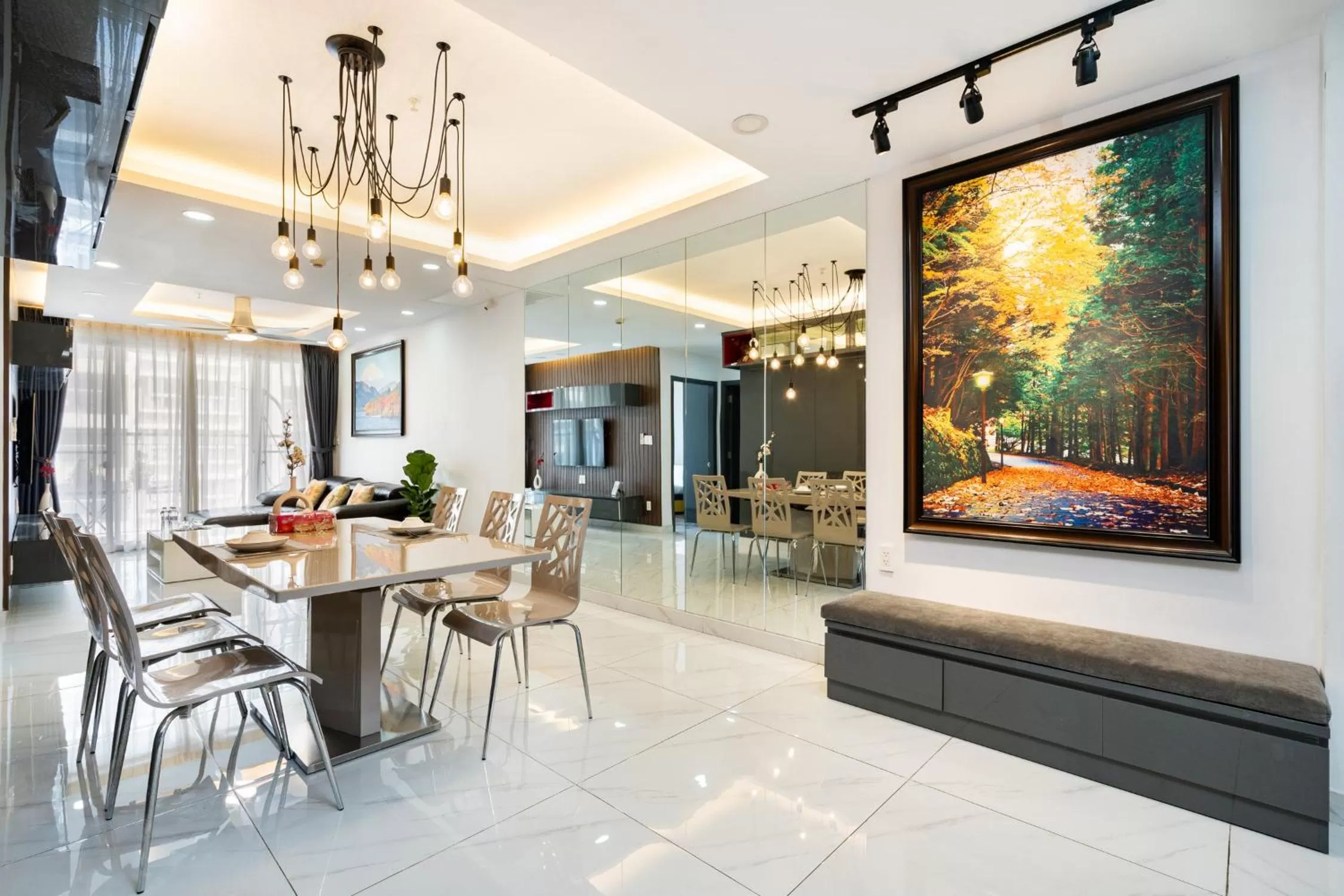 Living room, Restaurant/Places to Eat in Convinia Apartment