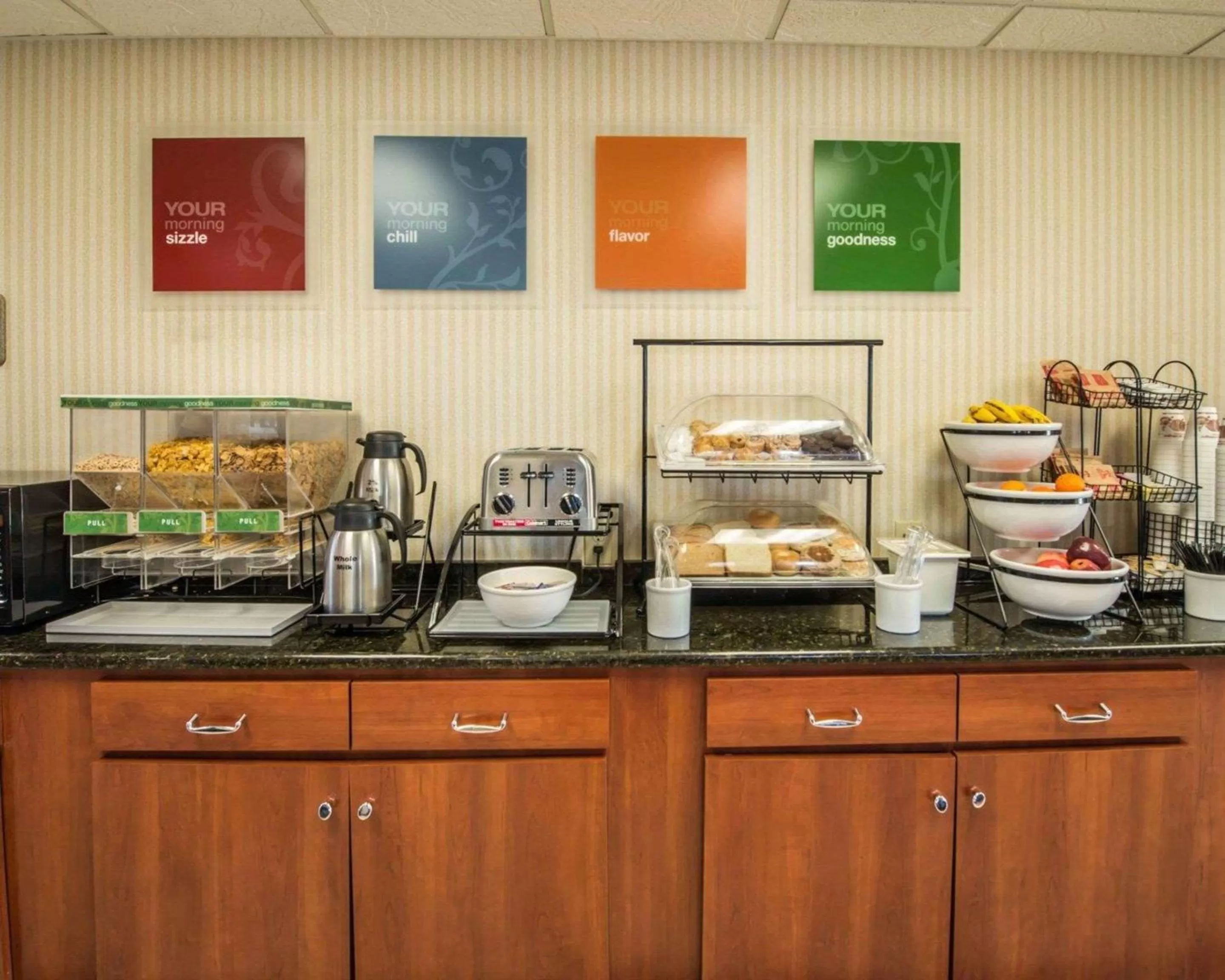 Restaurant/places to eat in Comfort Inn & Suites Morganton South