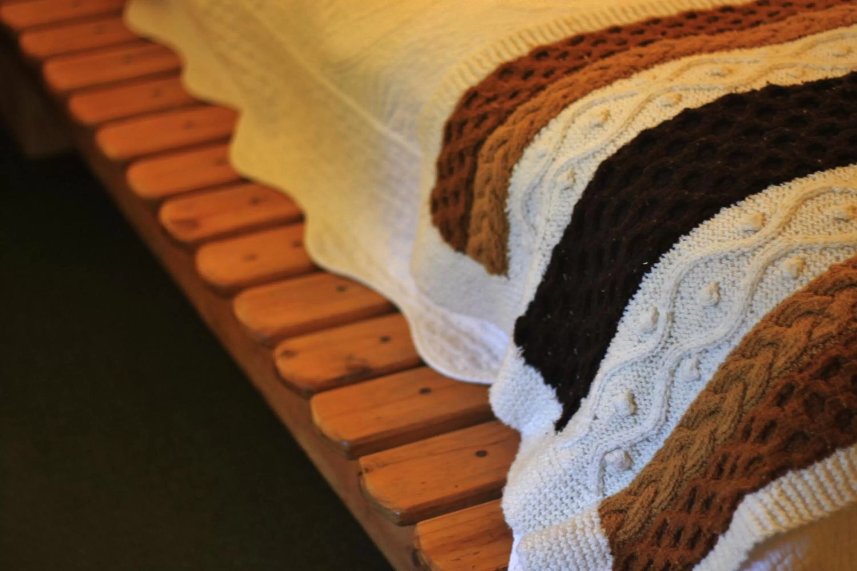 Decorative detail in La Casa de Adobe Natural y Más