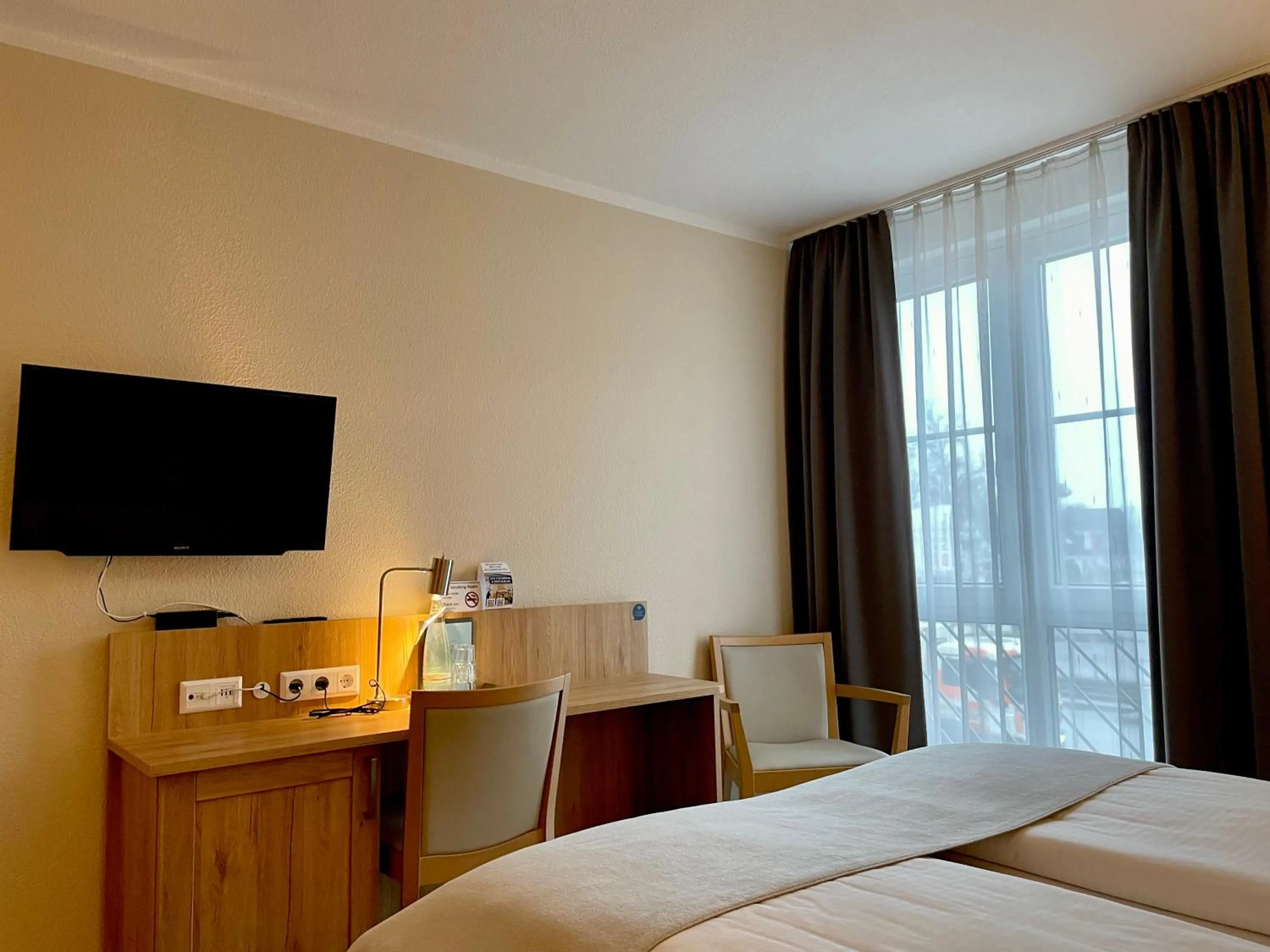 Photo of the whole room, Bed in Businesshotel Berlin
