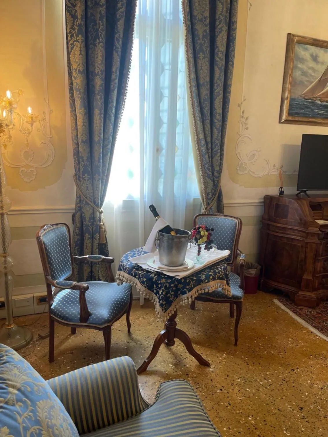 Bedroom in Hotel Villa Condulmer