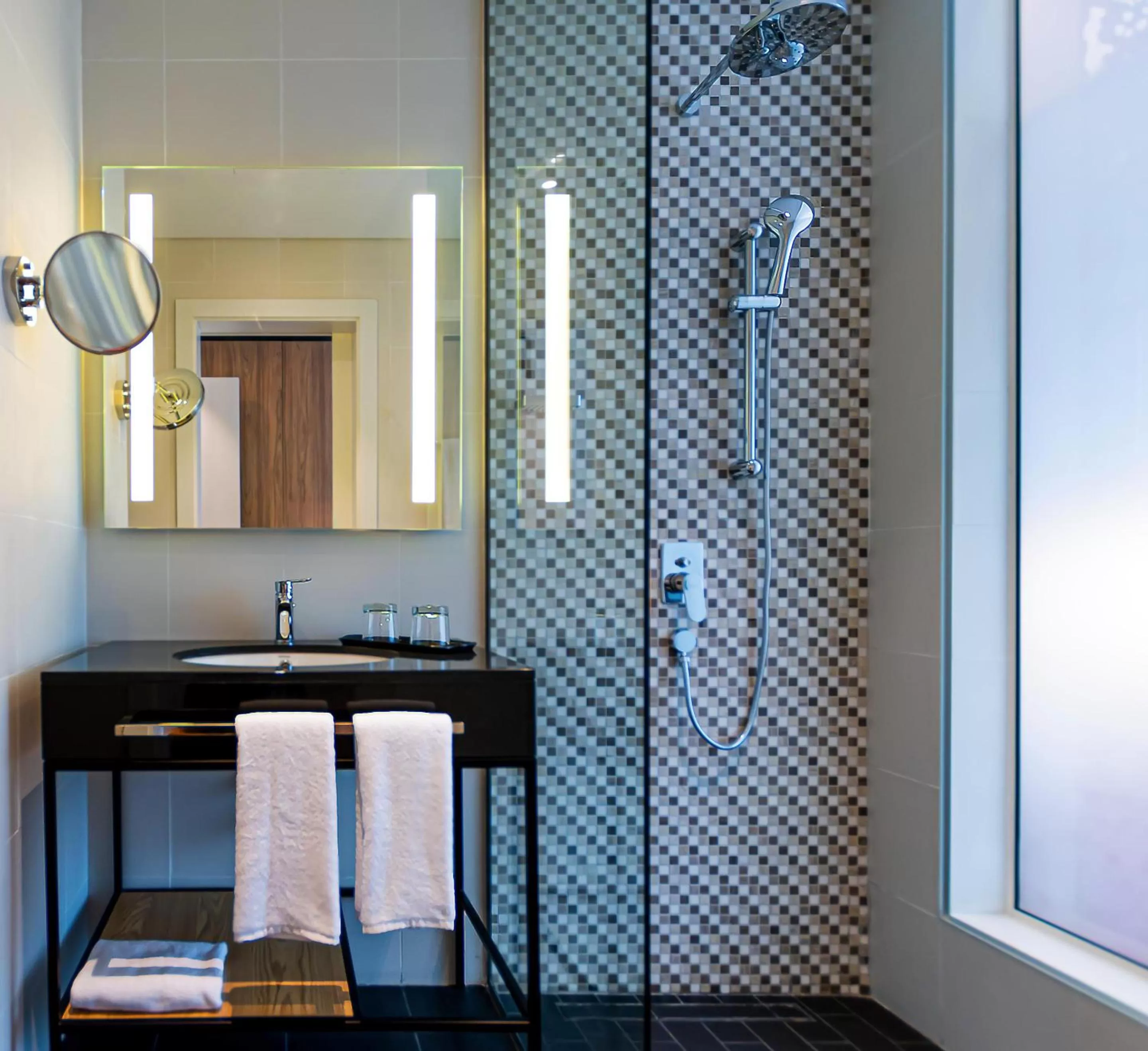 Shower in IntercityHotel Dubai Jaddaf Waterfront