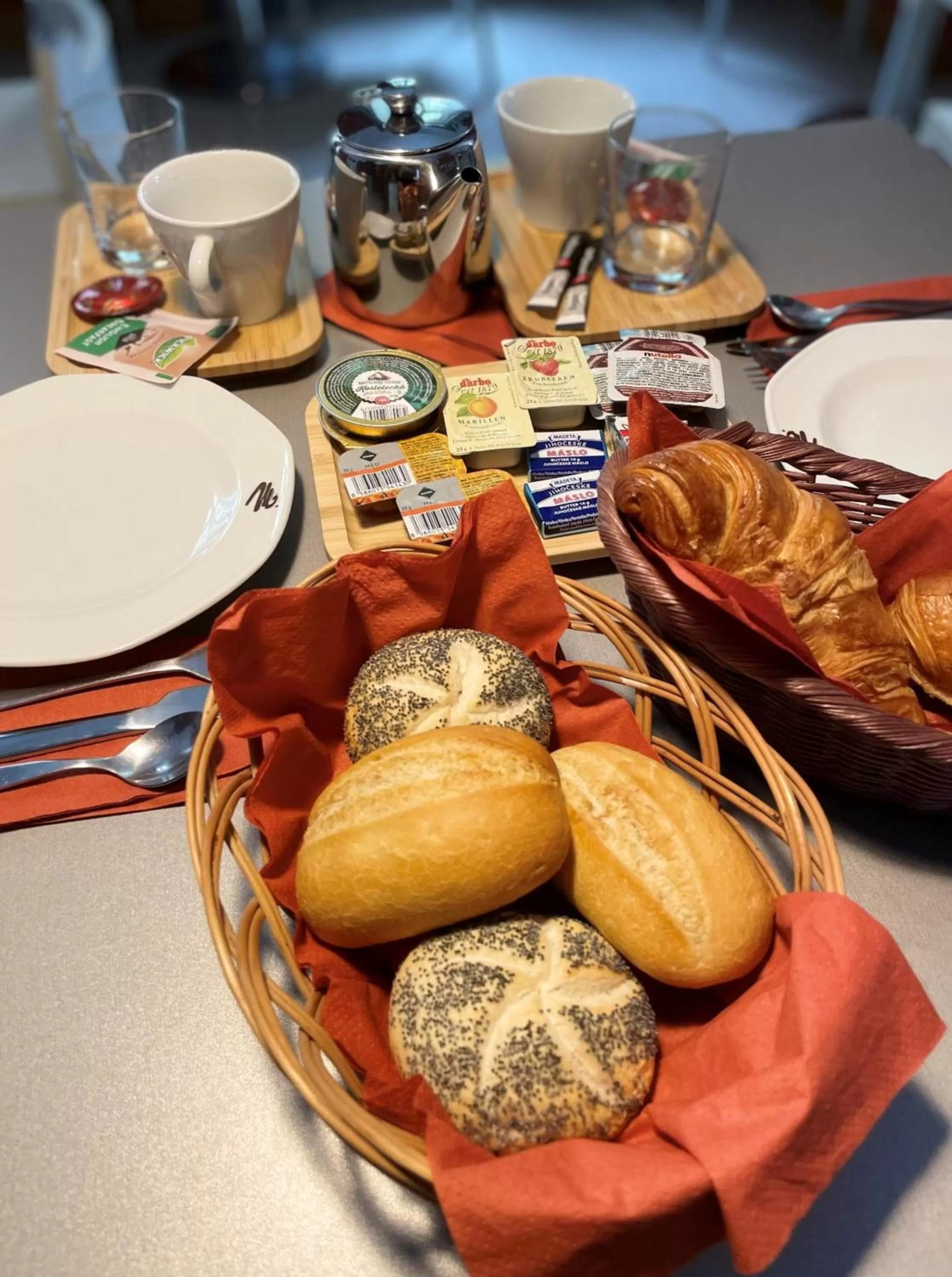Breakfast in Mamaison Residence Belgická Prague