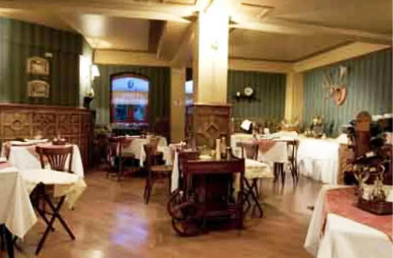 Restaurant/places to eat in Hotel Isla Rey Jorge