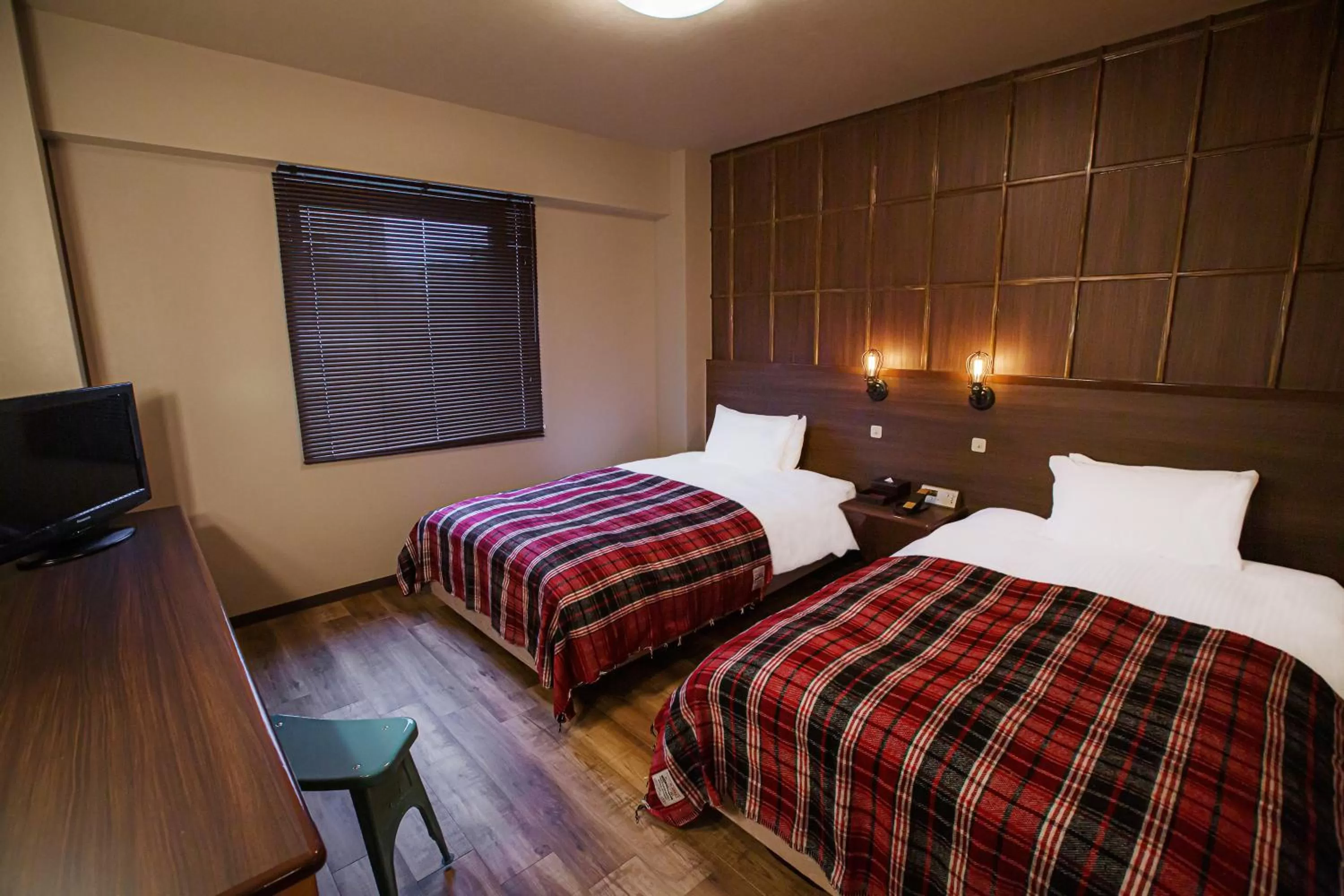 Photo of the whole room in THE STEEL HOUSE