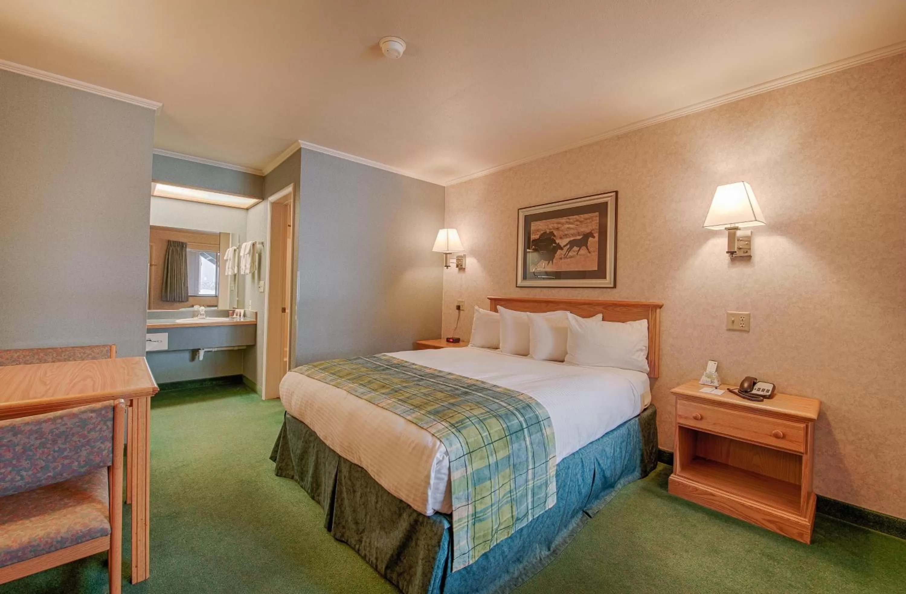 Bed in Brandin' Iron Inn