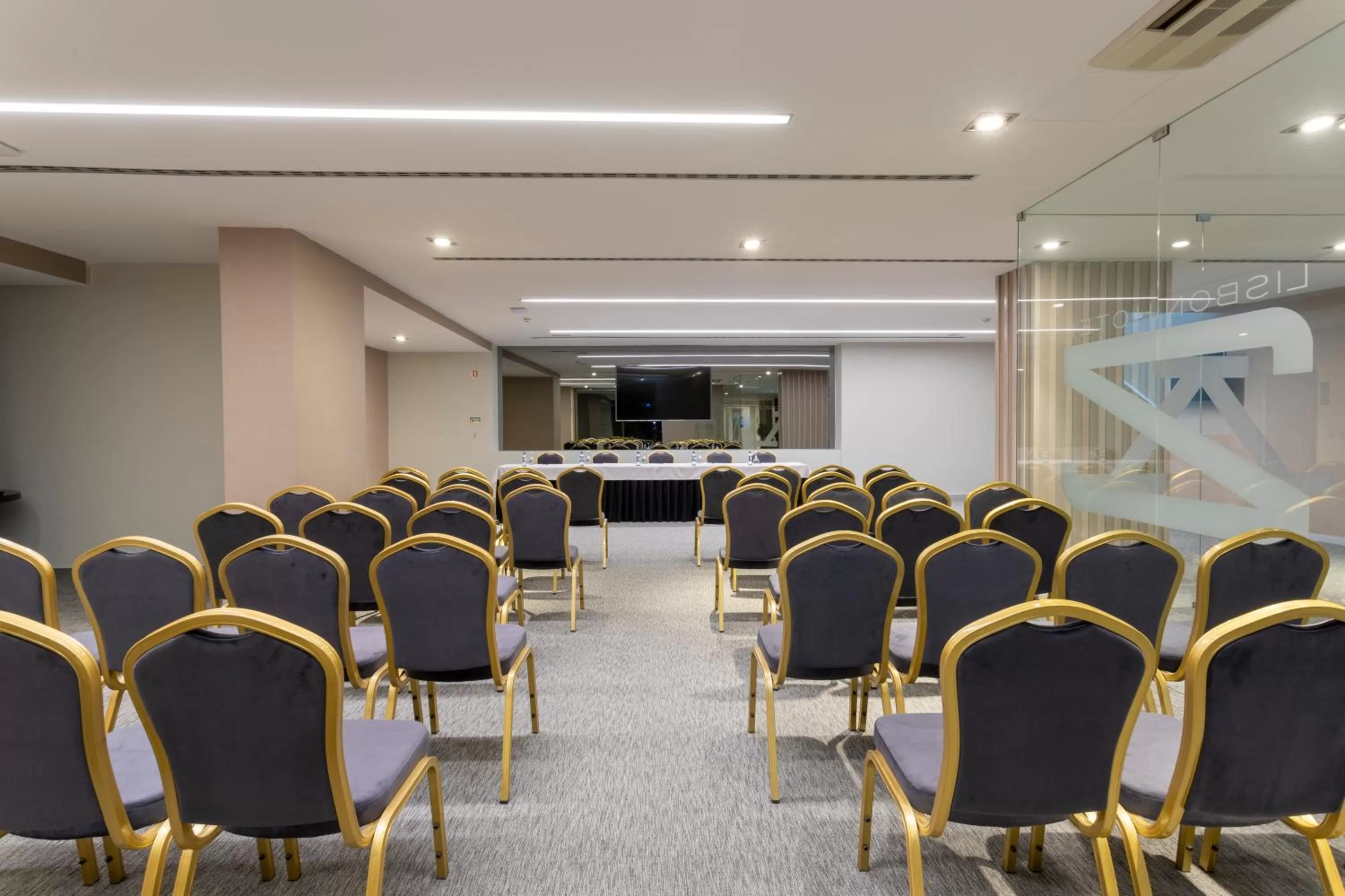 Banquet/Function facilities in Czar Lisbon Hotel