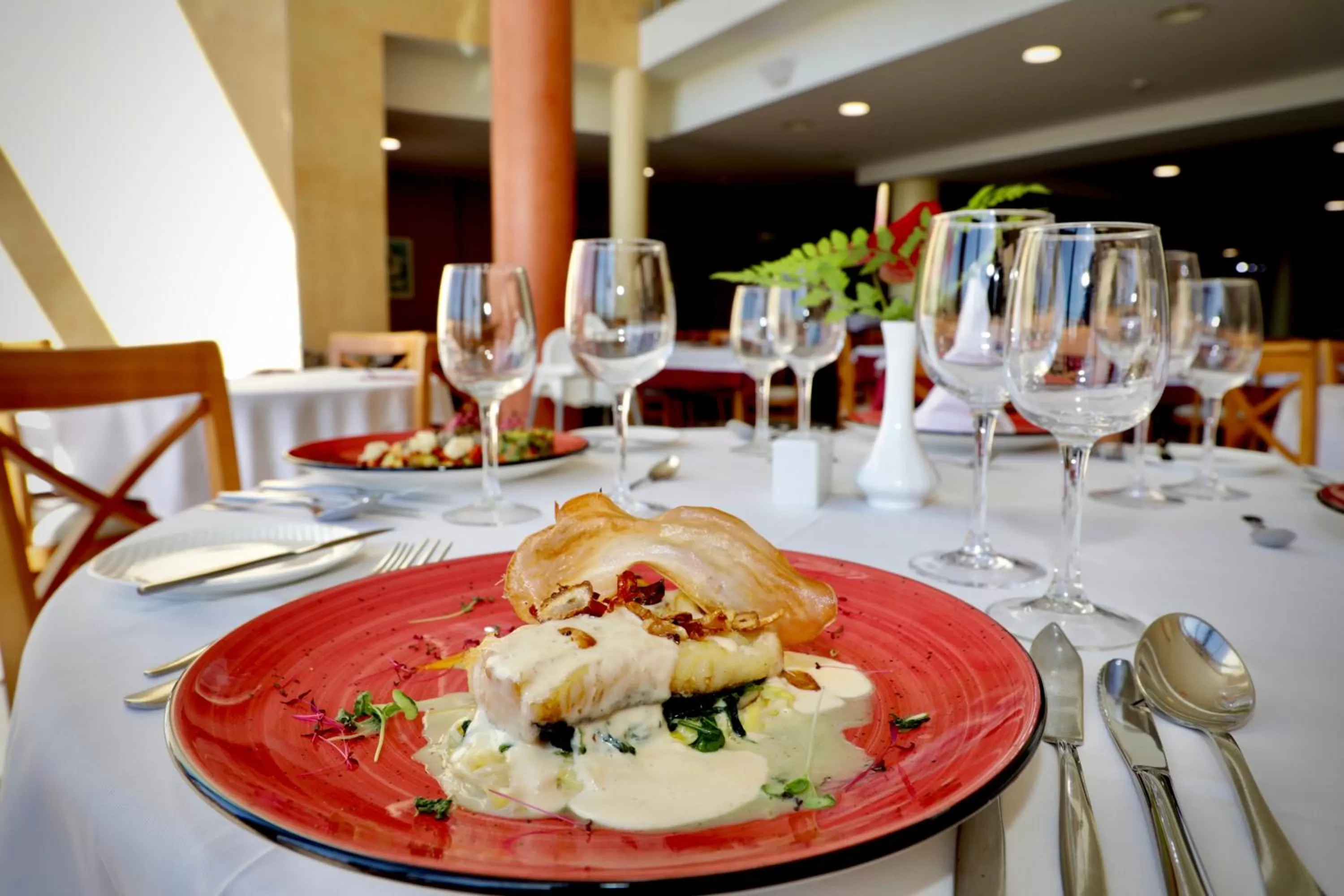 Restaurant/places to eat in Grand Muthu Golf Plaza Hotel & Spa