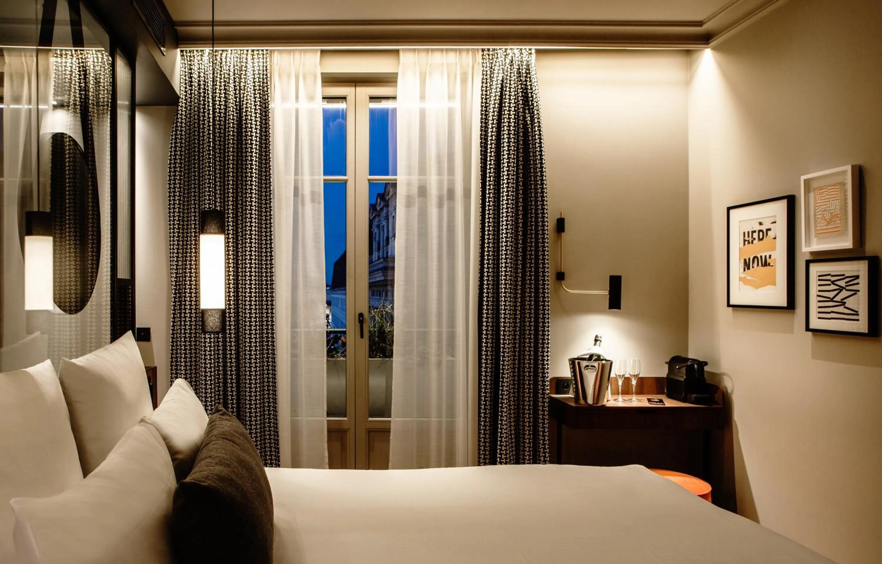 Bed in Hotel Flanelles Paris