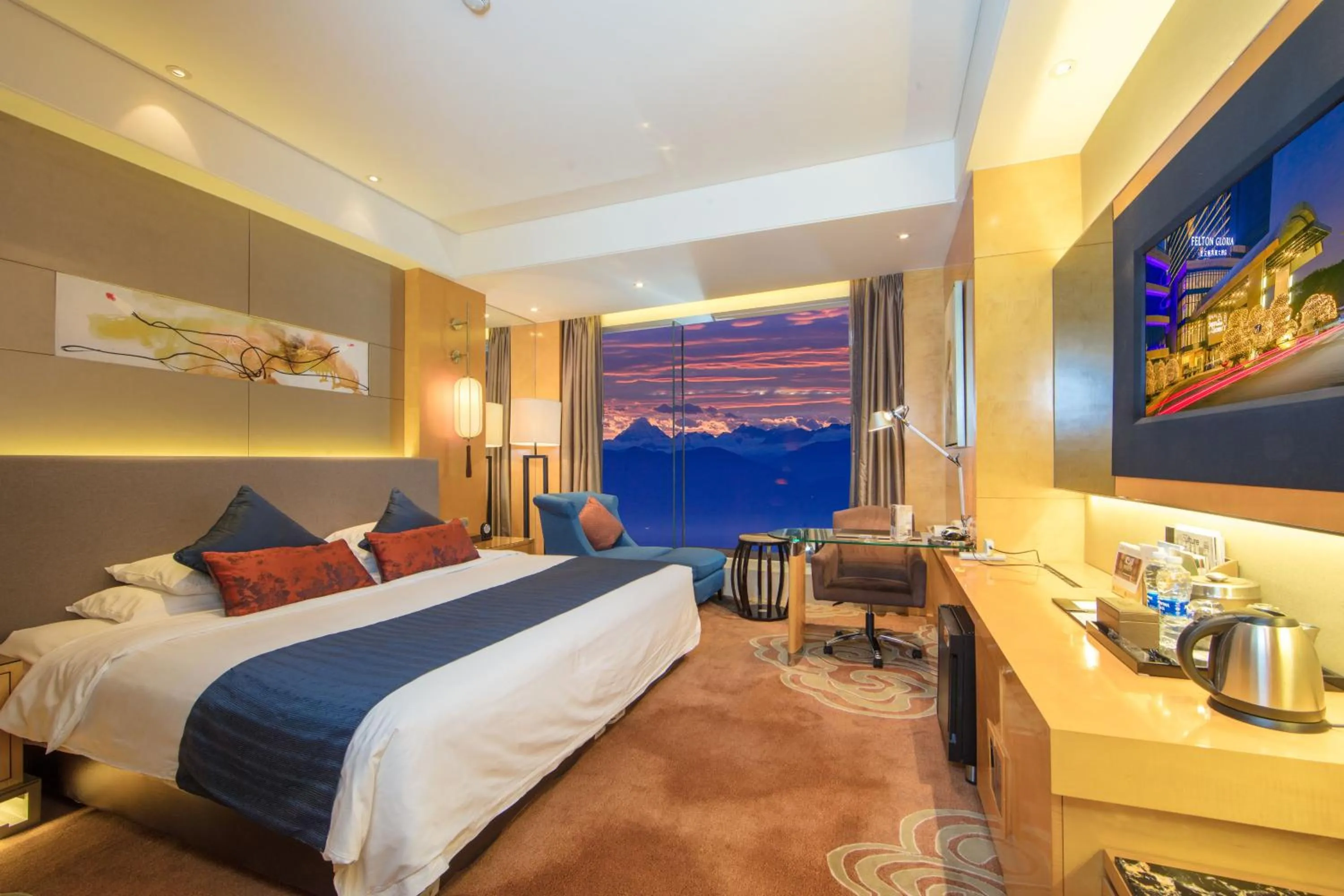 Bedroom, Bed in Felton Grand Hotel Chengdu