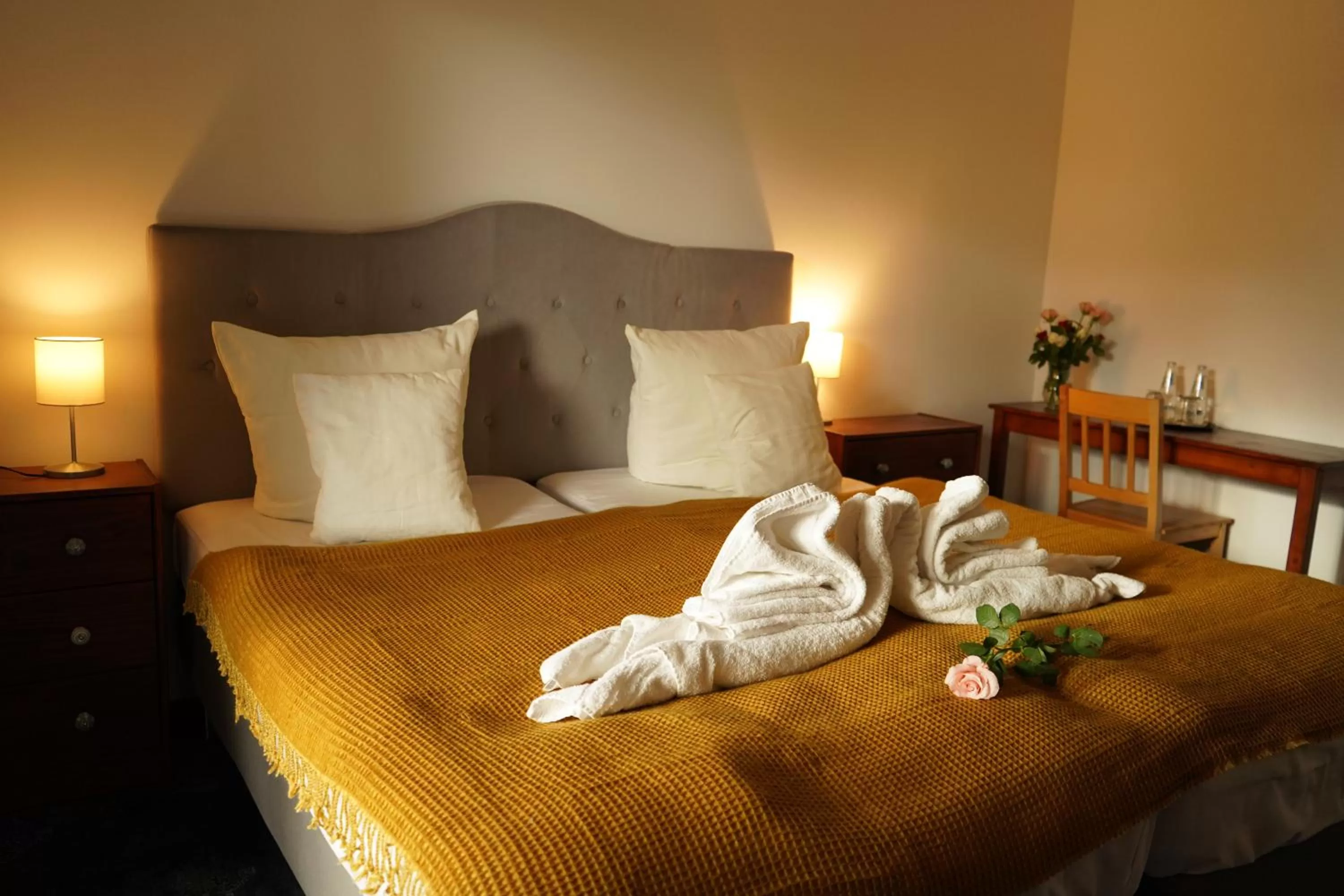 Bed in Riverside Inn