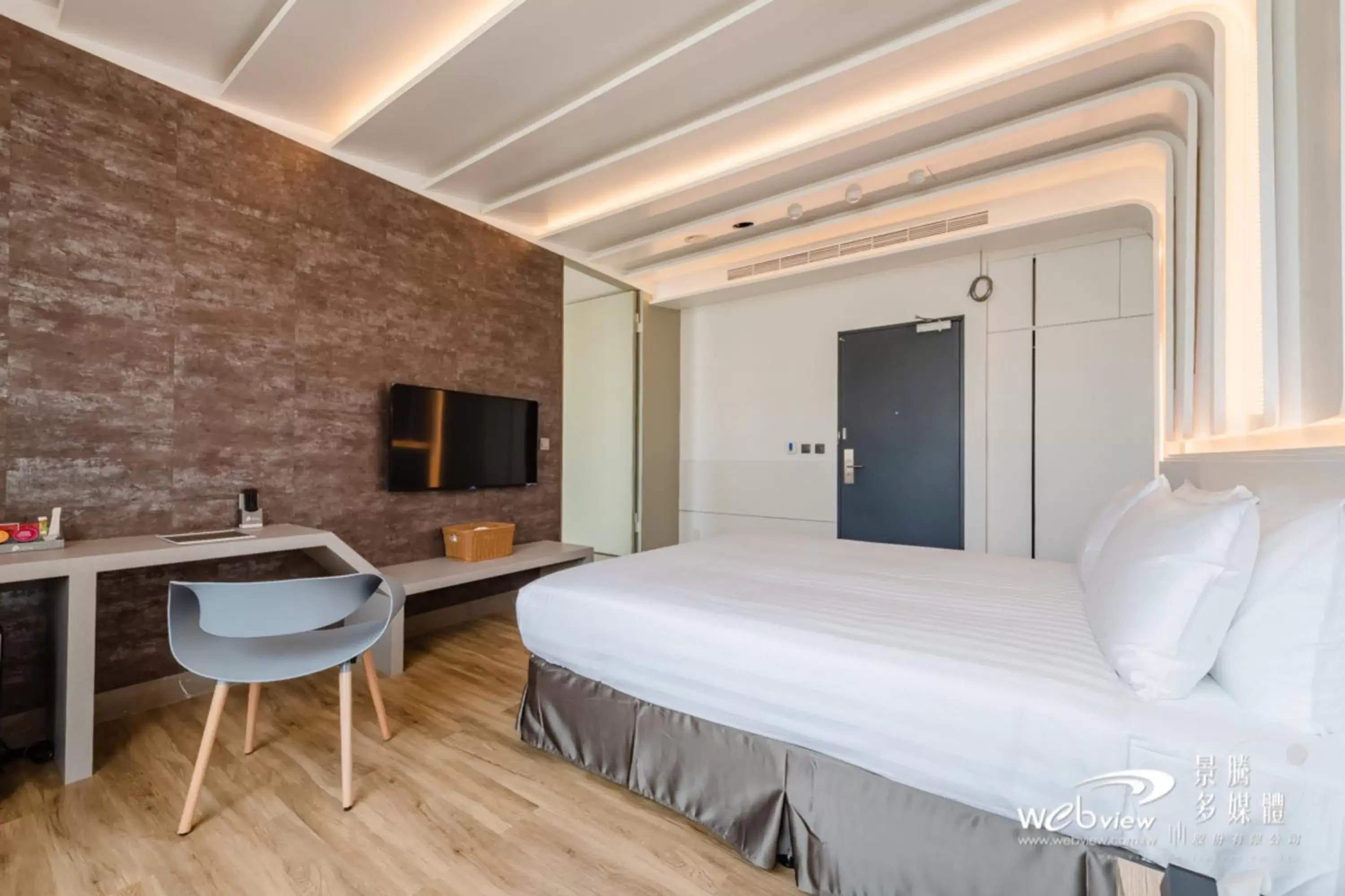 Deluxe Double Room with Bath - 101 VIEW in Wow Happy- Taipei Deluxe Double Room with Bath - 101 VIEW in Wow Happy- Taipei