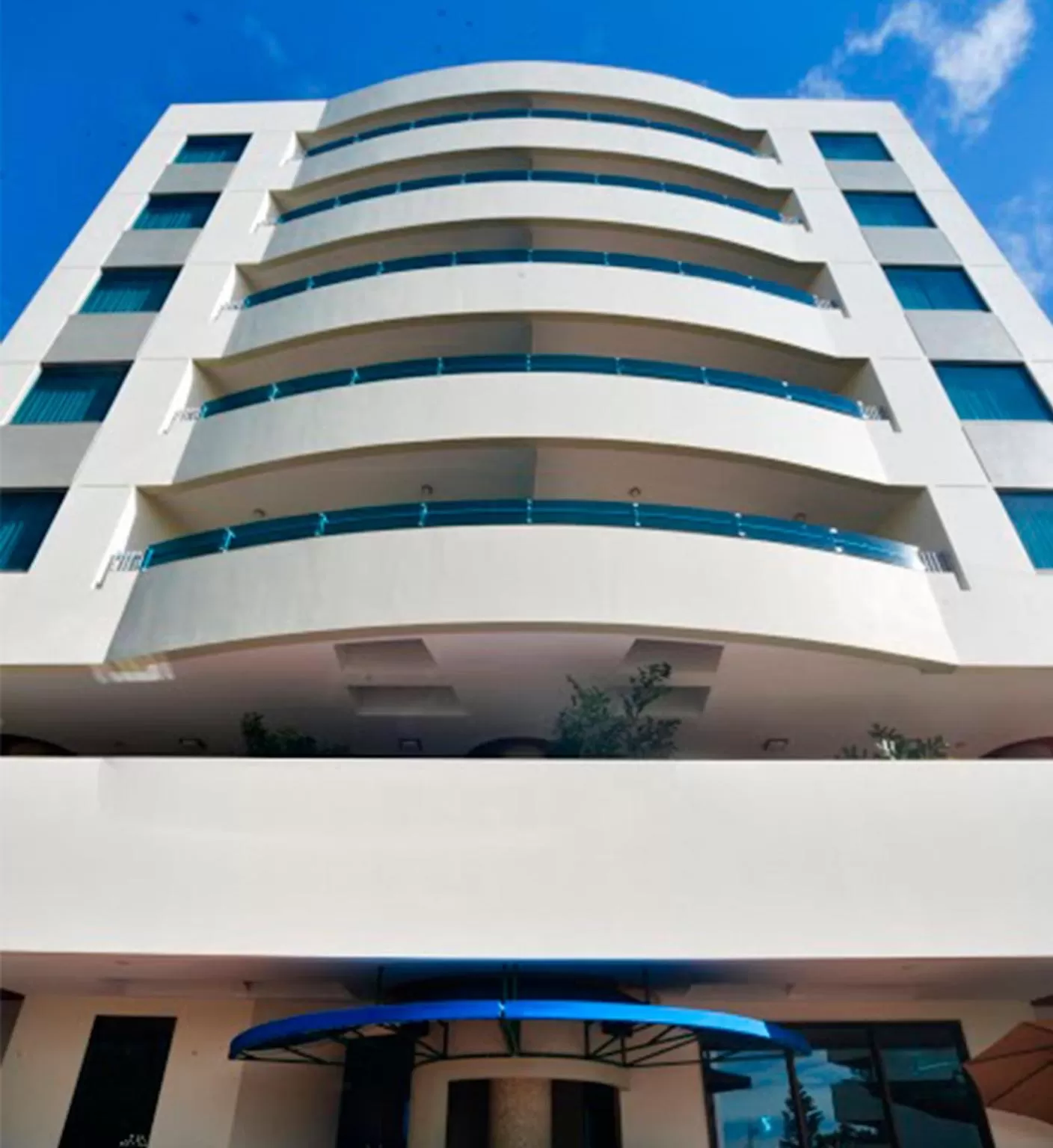 Property building in Hotel Plaza Juan Carlos