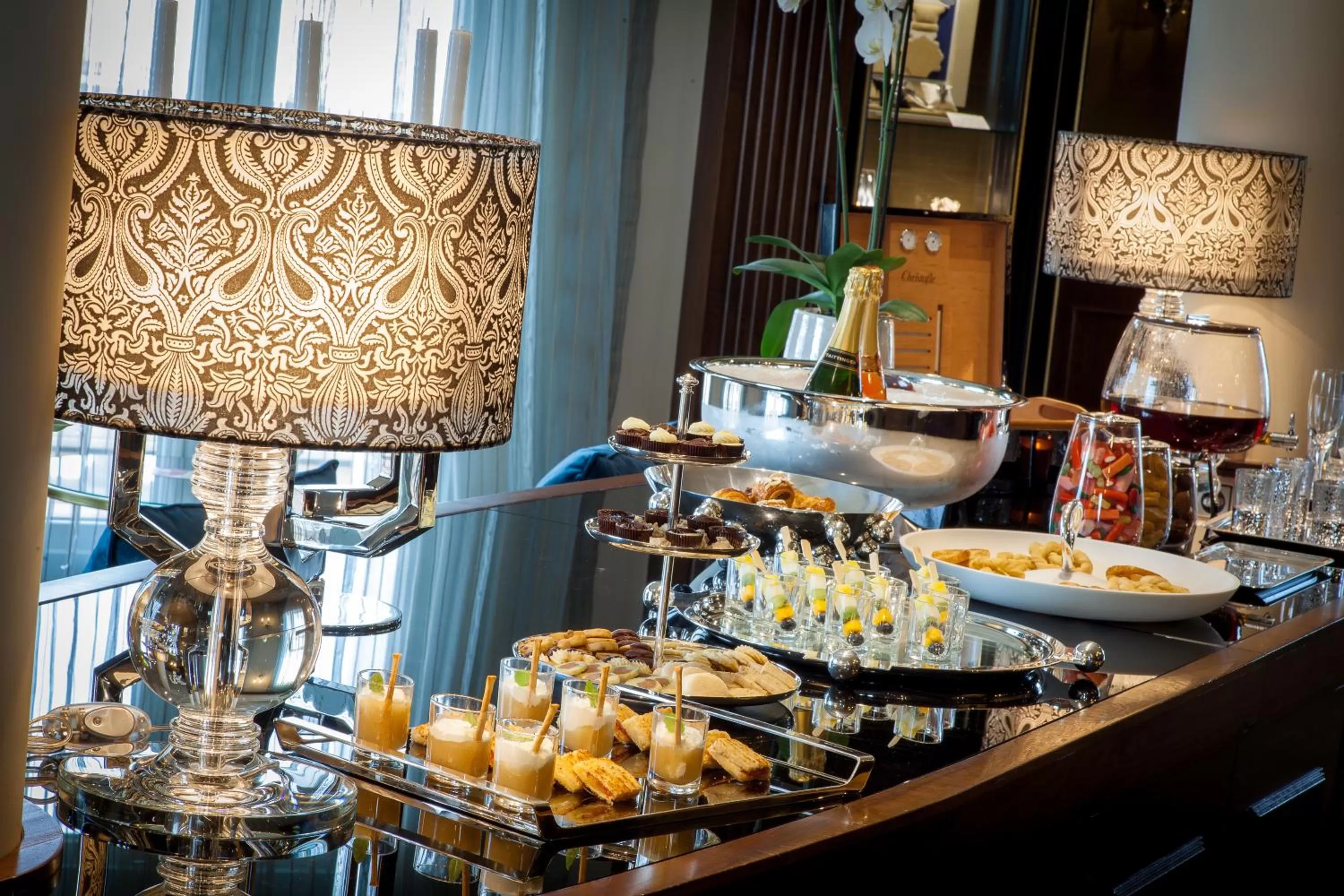 Food and drinks in Wellington Hotel & Spa Madrid