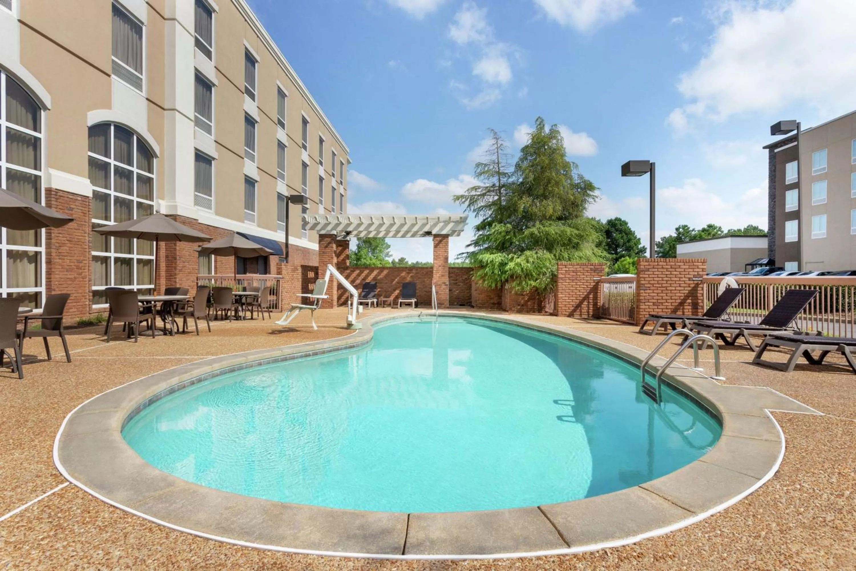 Pool view in Hampton Inn & Suites Montgomery-EastChase