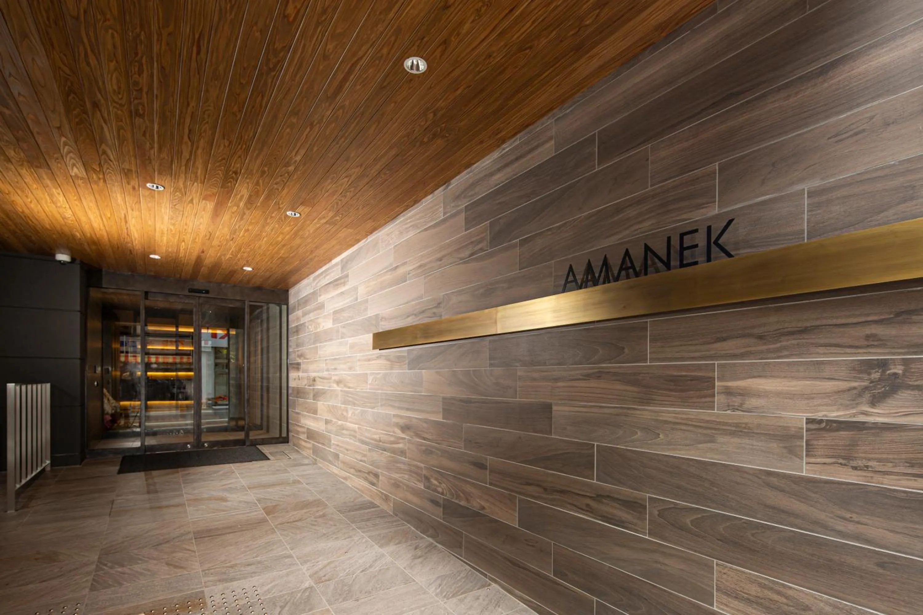 Facade/entrance in HOTEL AMANEK Kamata-Eki Mae