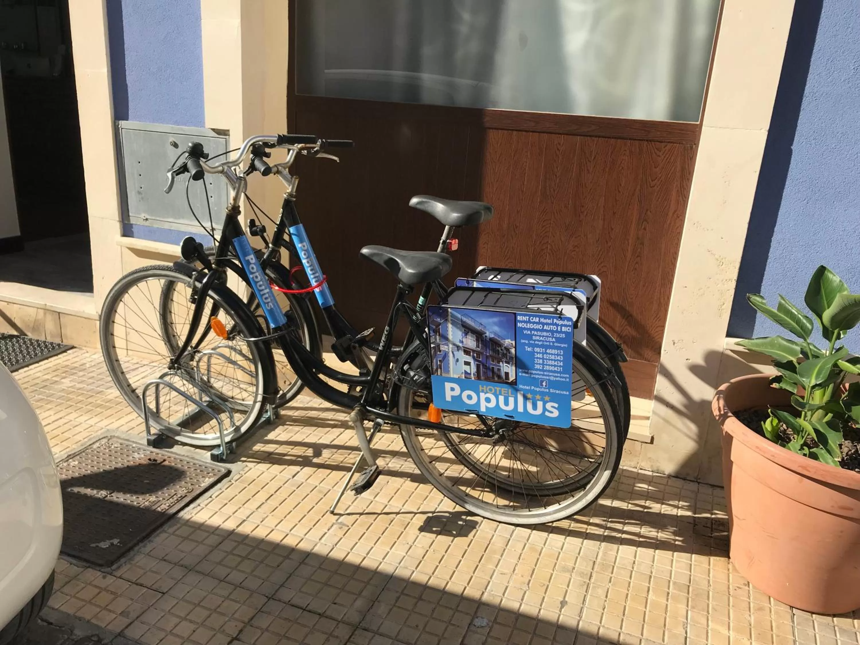 Property logo or sign in Populus