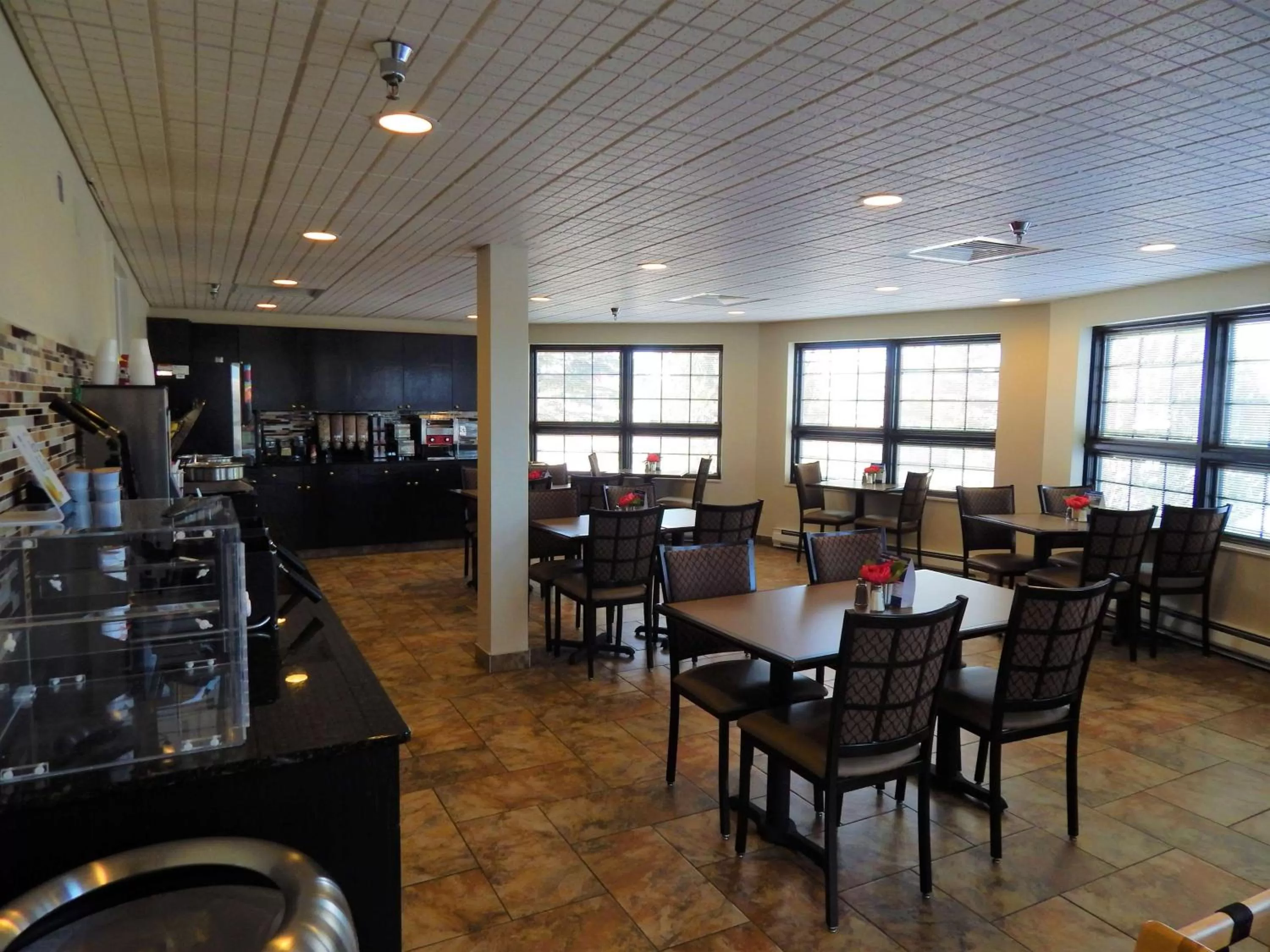 Restaurant/places to eat in Best Western Sault Ste. Marie
