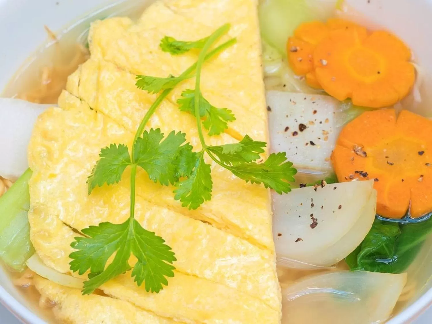 Breakfast in HOSTIE SAIGON [WANDERLUST Home]