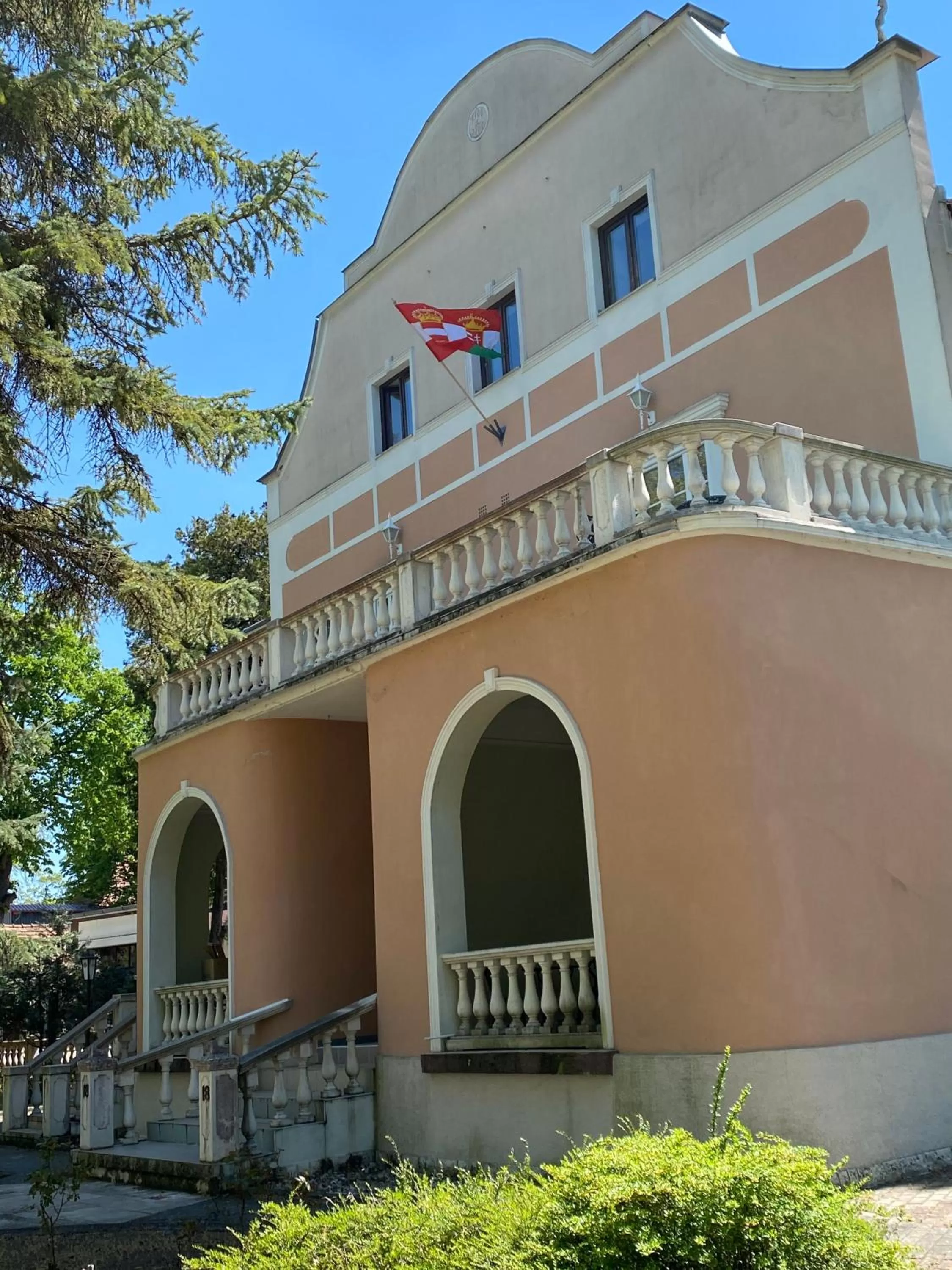 Property building in Gosztonyi Villa