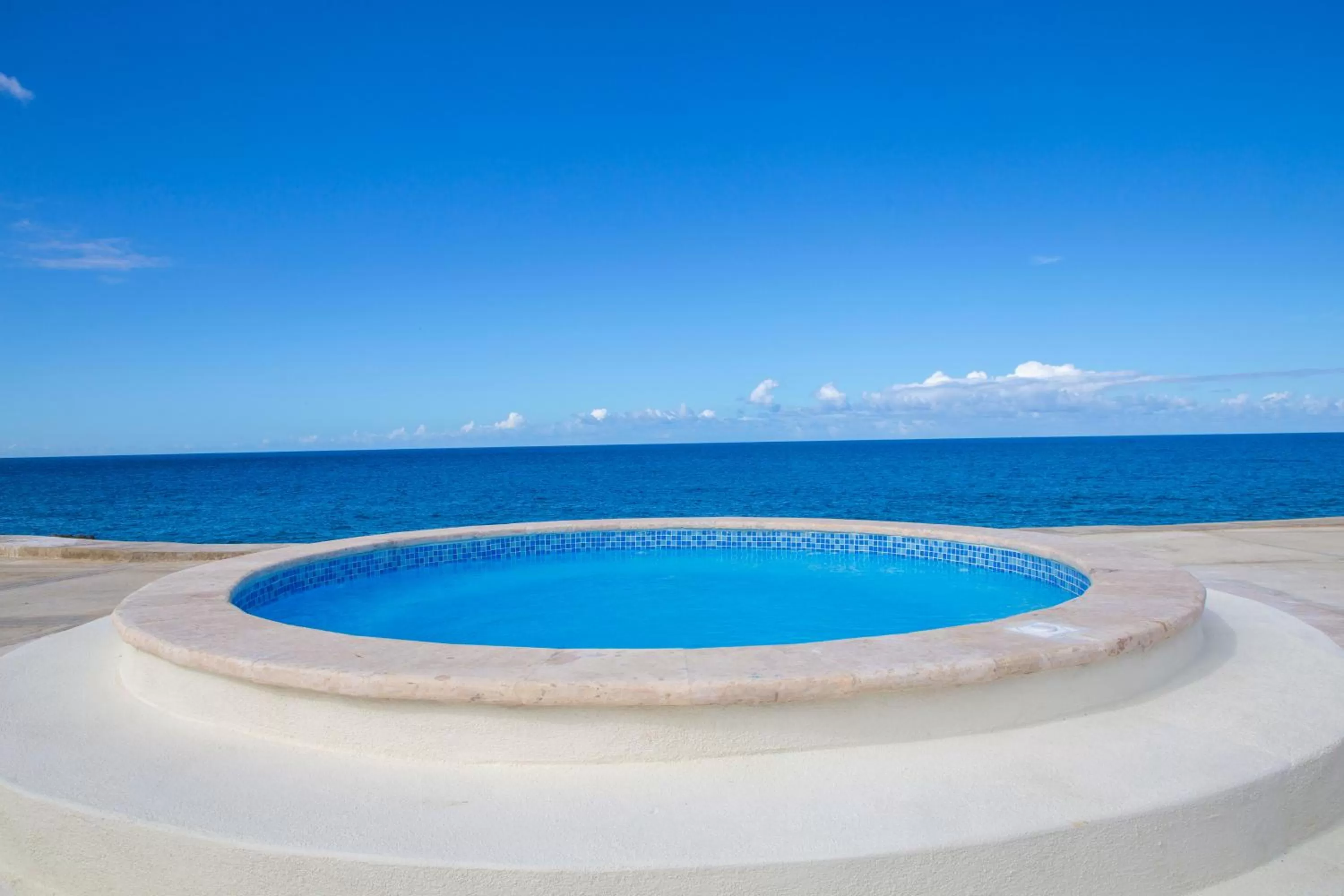 Sea view, Swimming Pool in Ocean Village Deluxe Resort & Spa