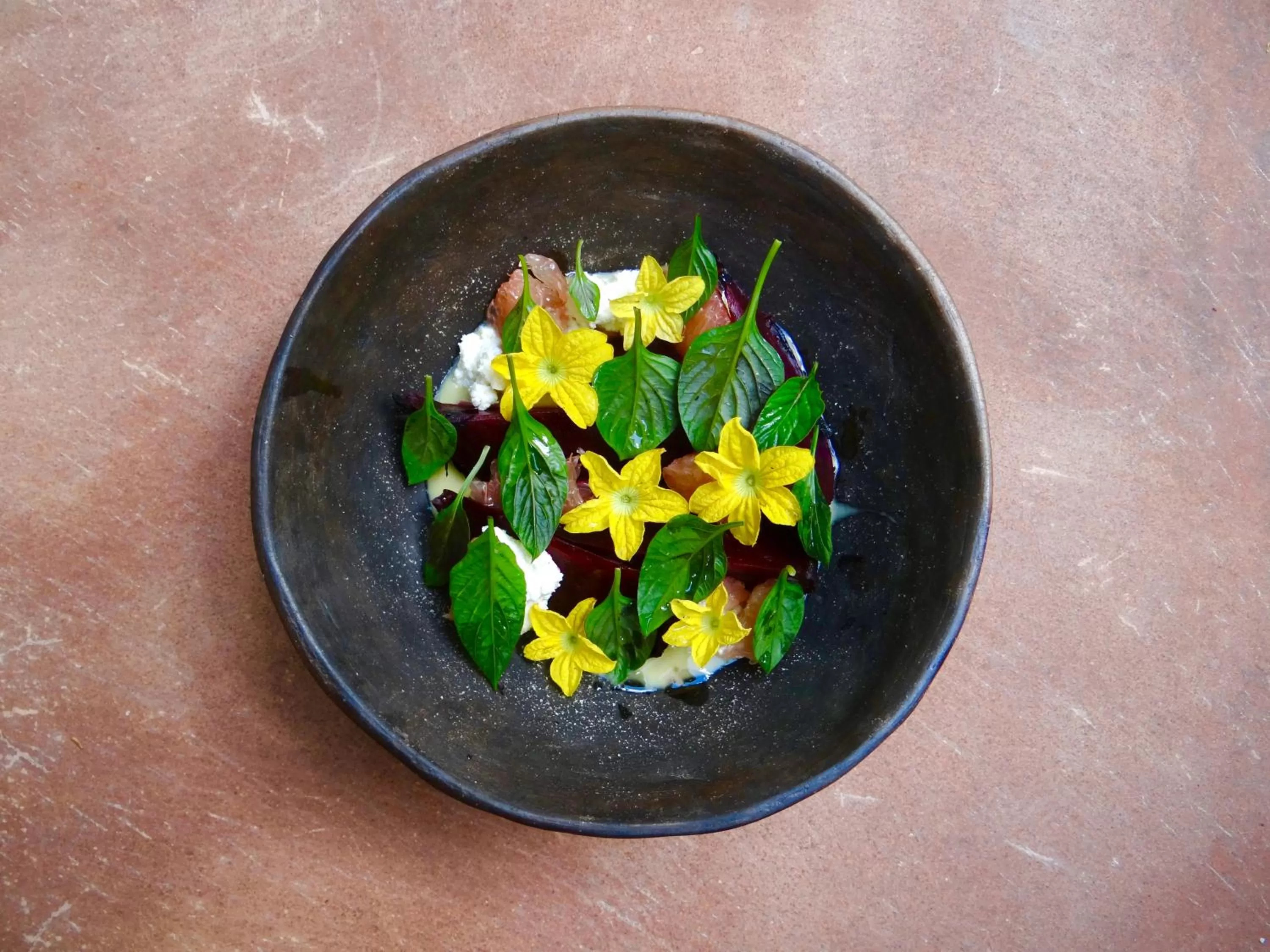 Restaurant/places to eat in Casona los Cedros