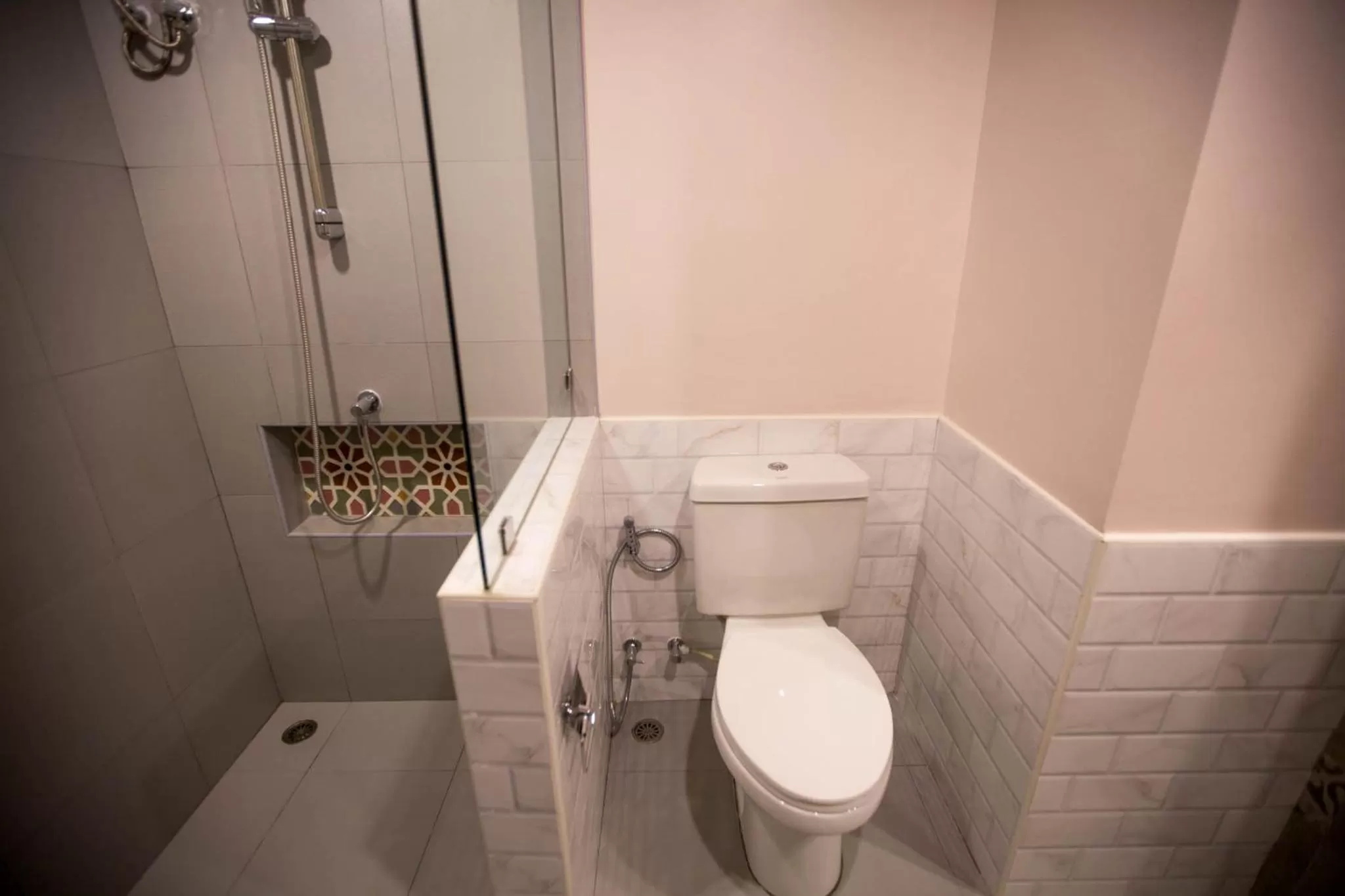 Toilet in Vera Nidhra - Self check-in after 6pm